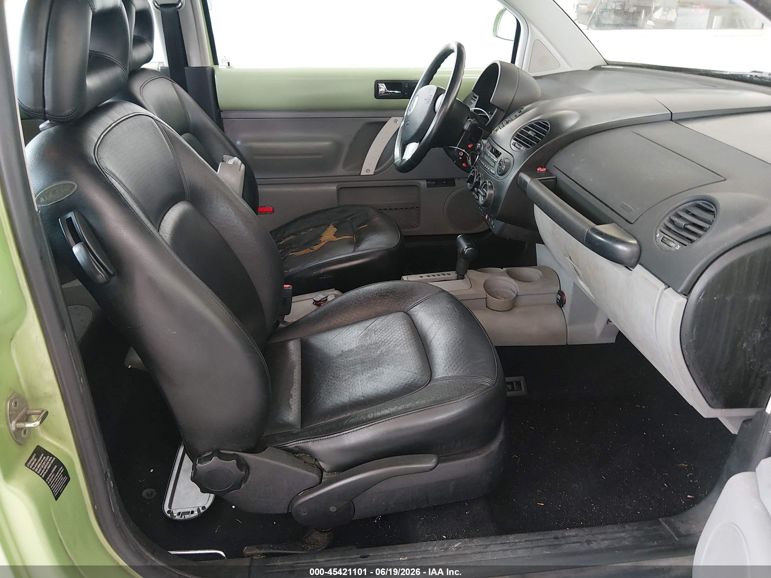 2000 Volkswagen New Beetle Gls Green vin: 3VWCC21C4YM422383