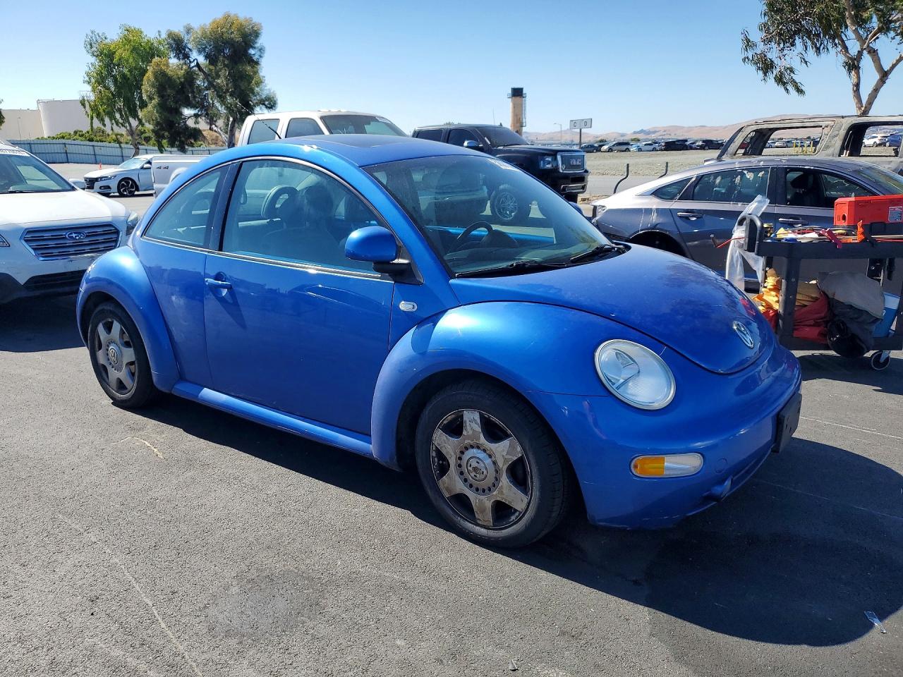 2000 Volkswagen New Beetle Gls Blue vin: 3VWCC21C5YM498890