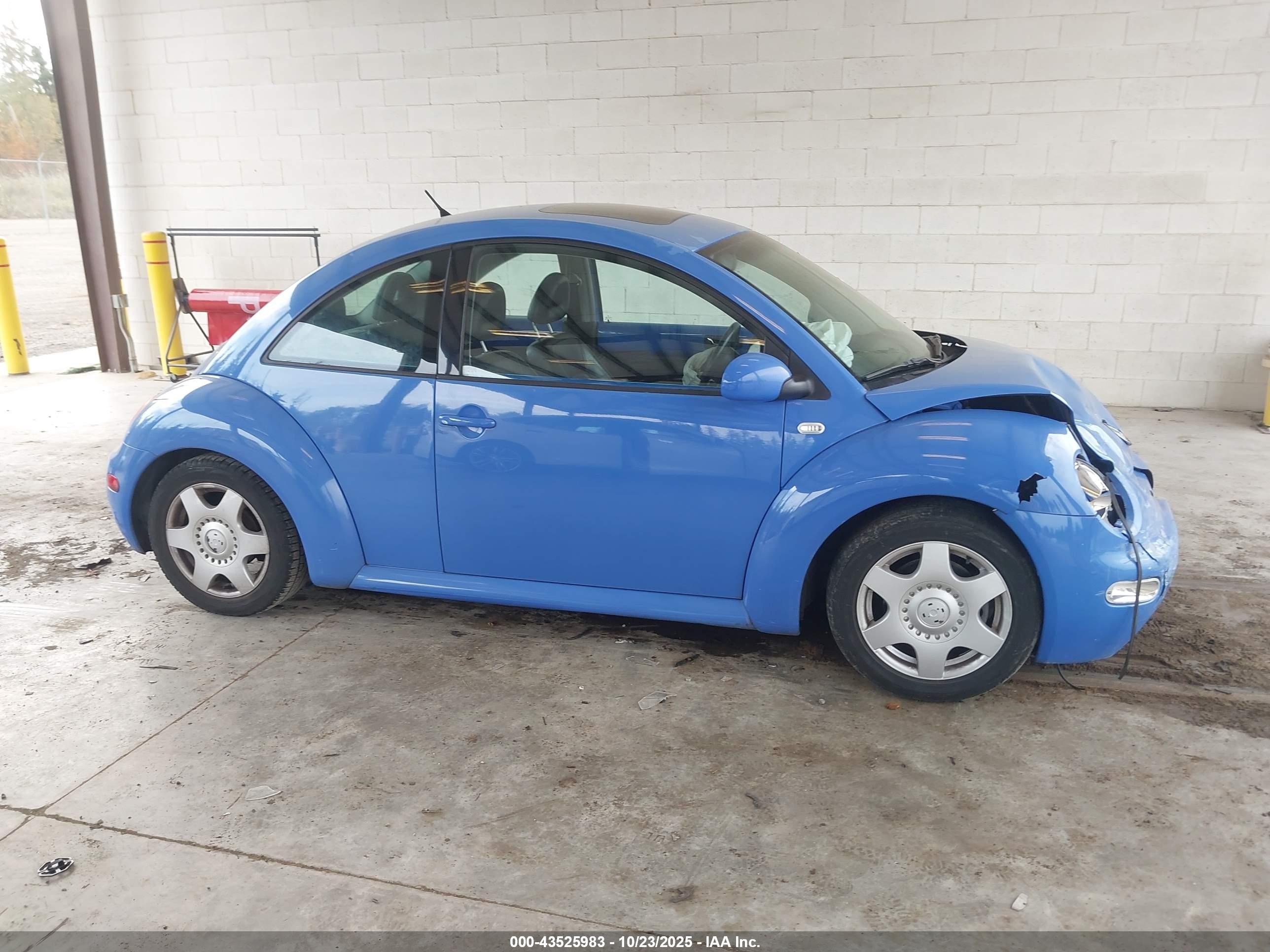 2001 Volkswagen New Beetle Gls 1.8l Turbo Blue vin: 3VWCC21C81M416849