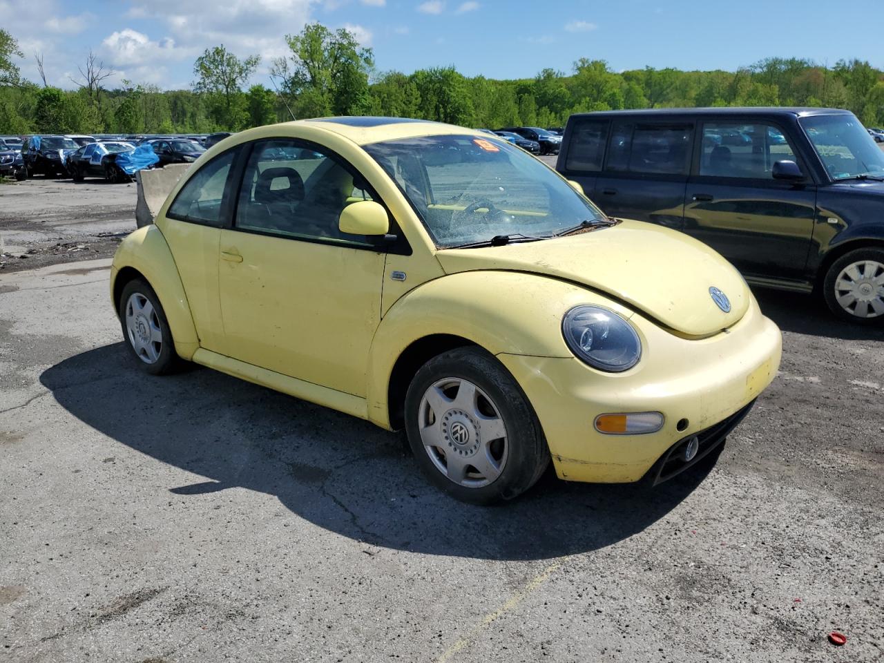 1999 Volkswagen New Beetle Gls Yellow vin: 3VWCC21C8XM447978