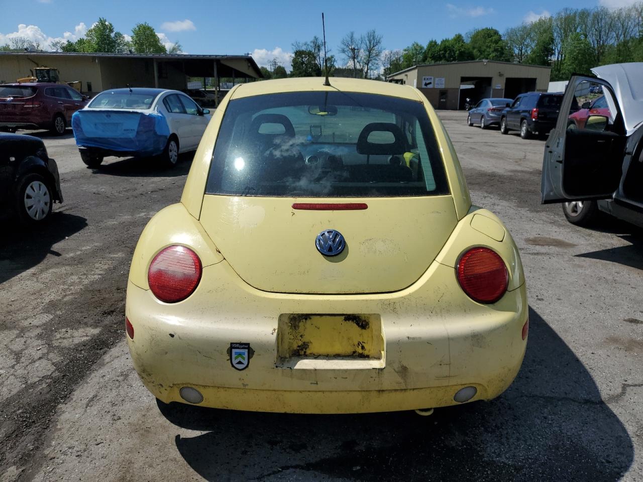 1999 Volkswagen New Beetle Gls Yellow vin: 3VWCC21C8XM447978