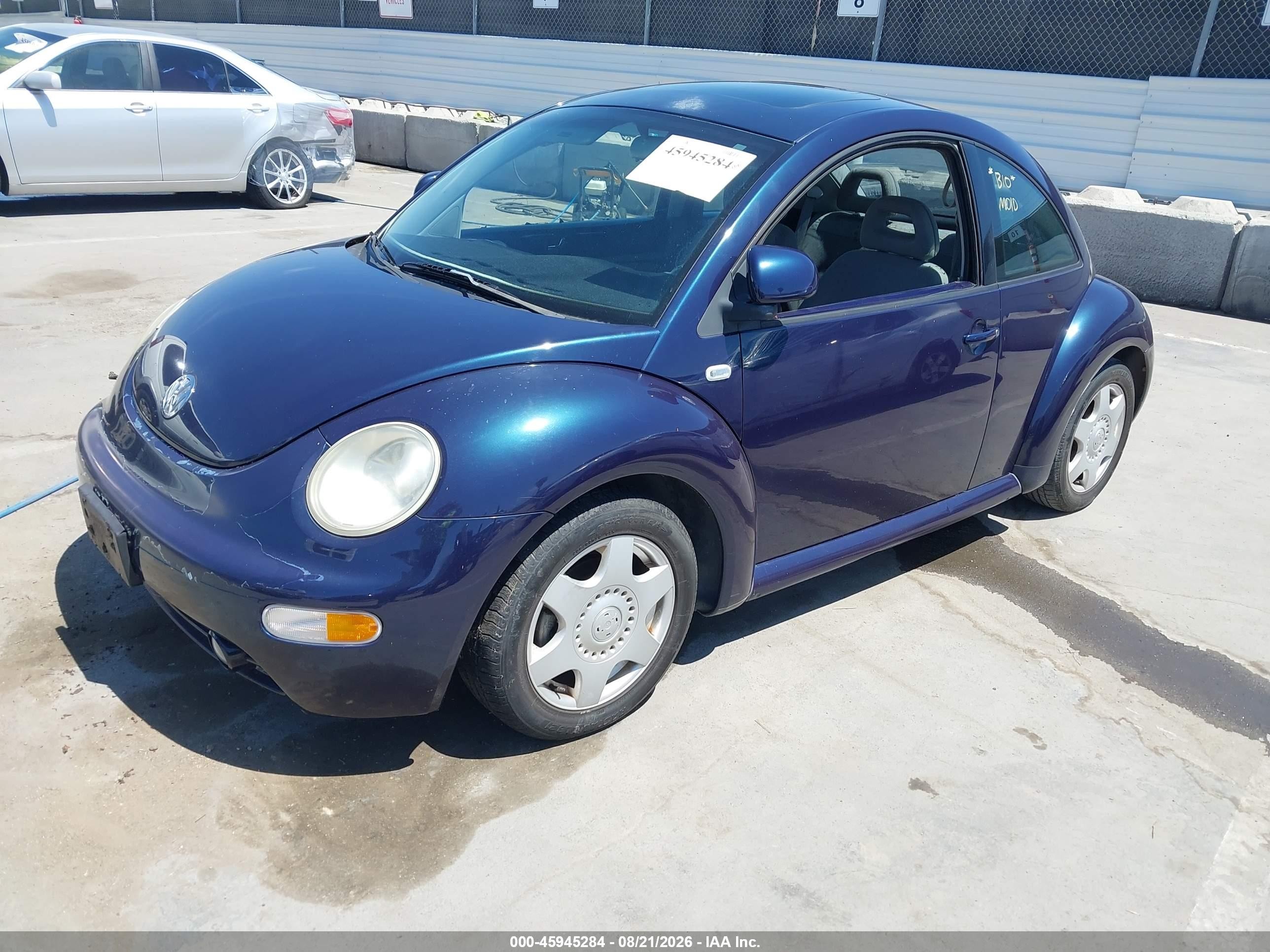 2000 Volkswagen New Beetle Gls Blue vin: 3VWCC21C8YM417963