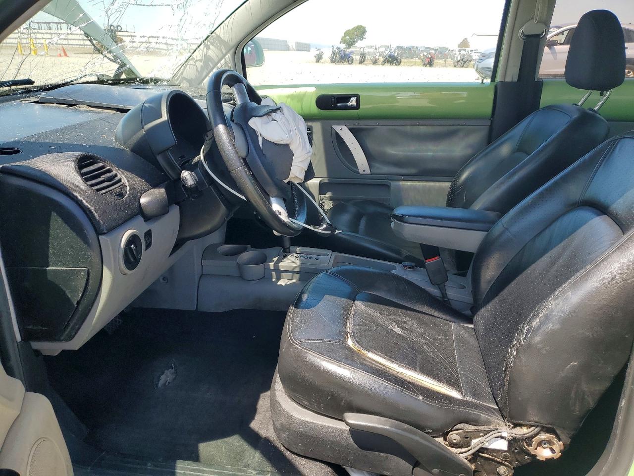 2000 Volkswagen New Beetle Gls Green vin: 3VWCC21C9YM446288