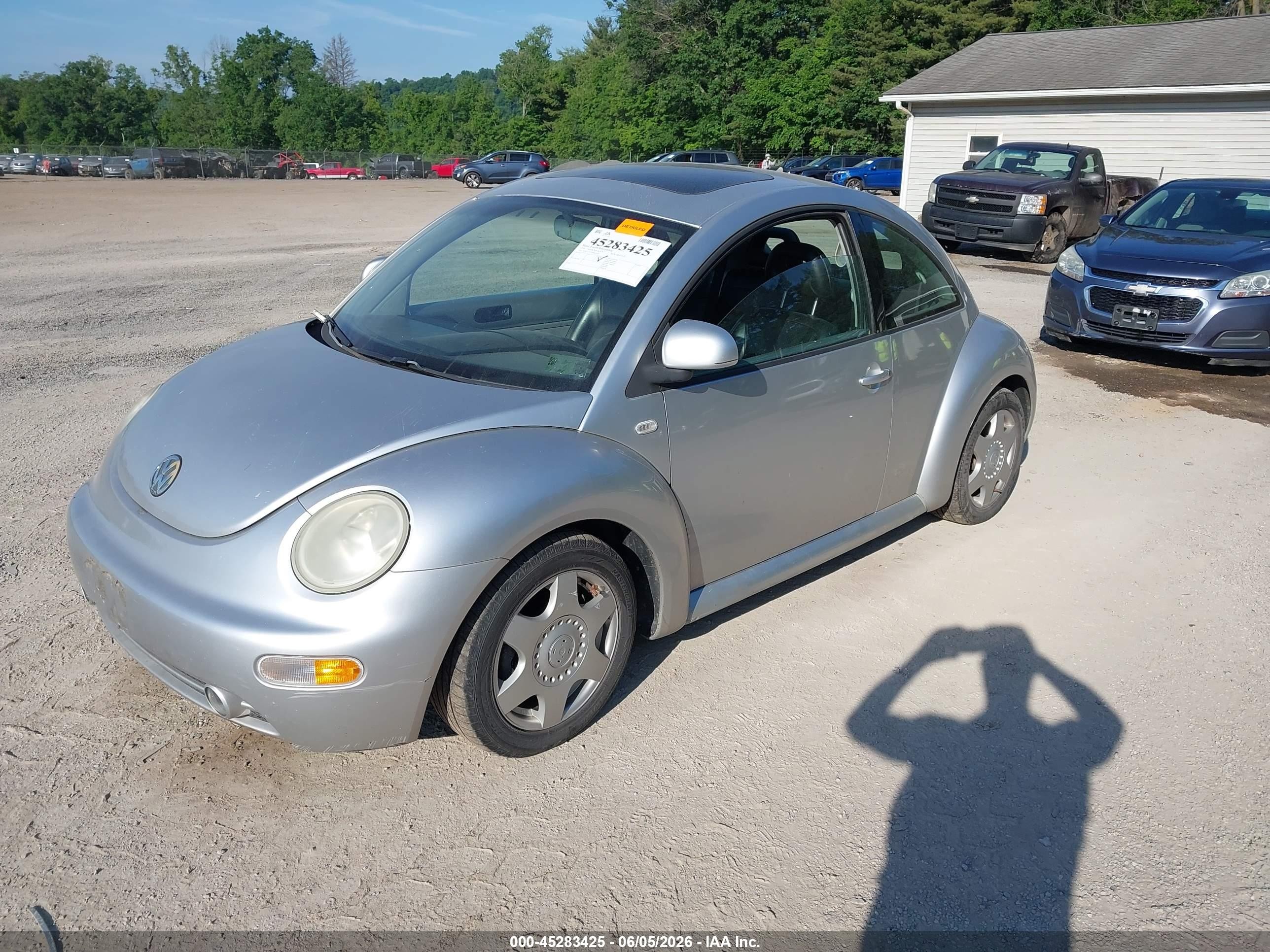 1999 Volkswagen New Beetle Gls Silver vin: 3VWCC21CXXM474261