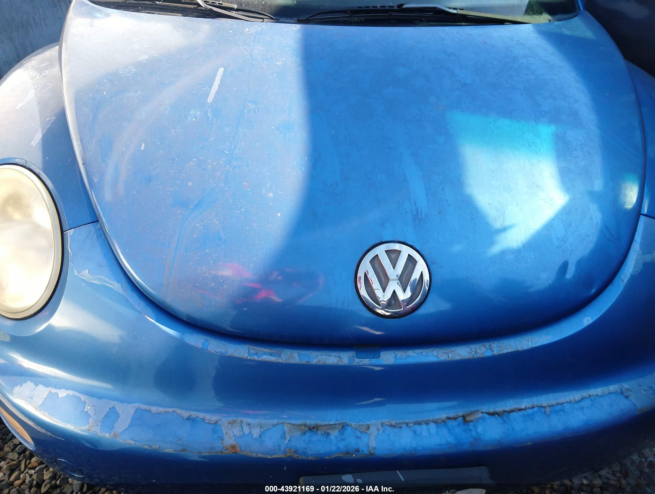 2000 Volkswagen New Beetle Gls Blue vin: 3VWCC21CXYM429841
