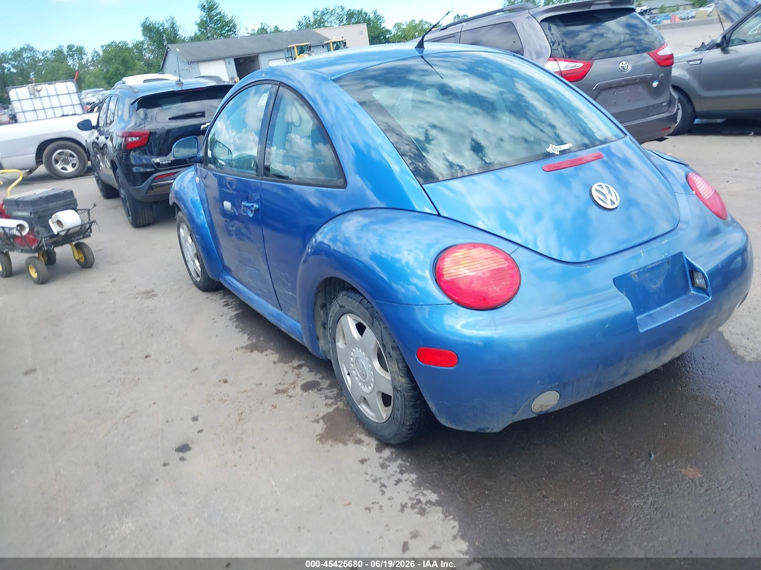 2000 Volkswagen New Beetle Gls Blue vin: 3VWCC21CXYM488257