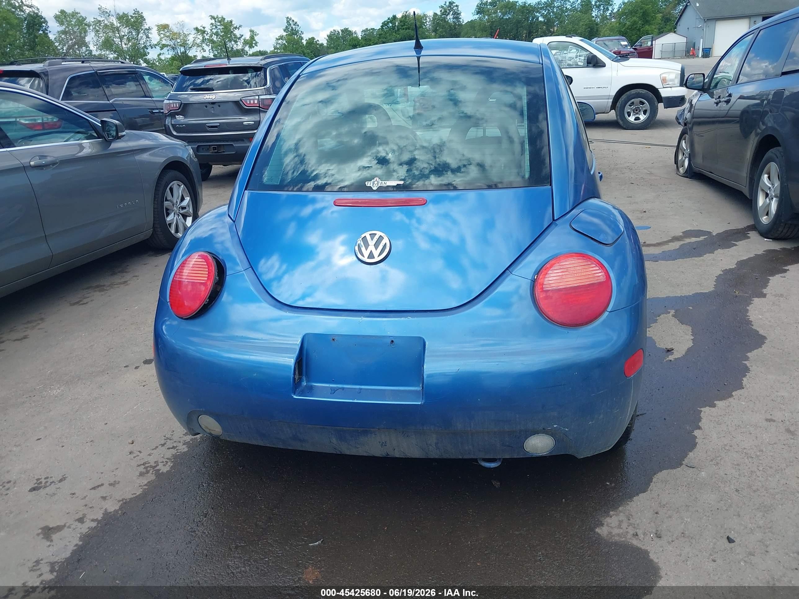 2000 Volkswagen New Beetle Gls Blue vin: 3VWCC21CXYM488257