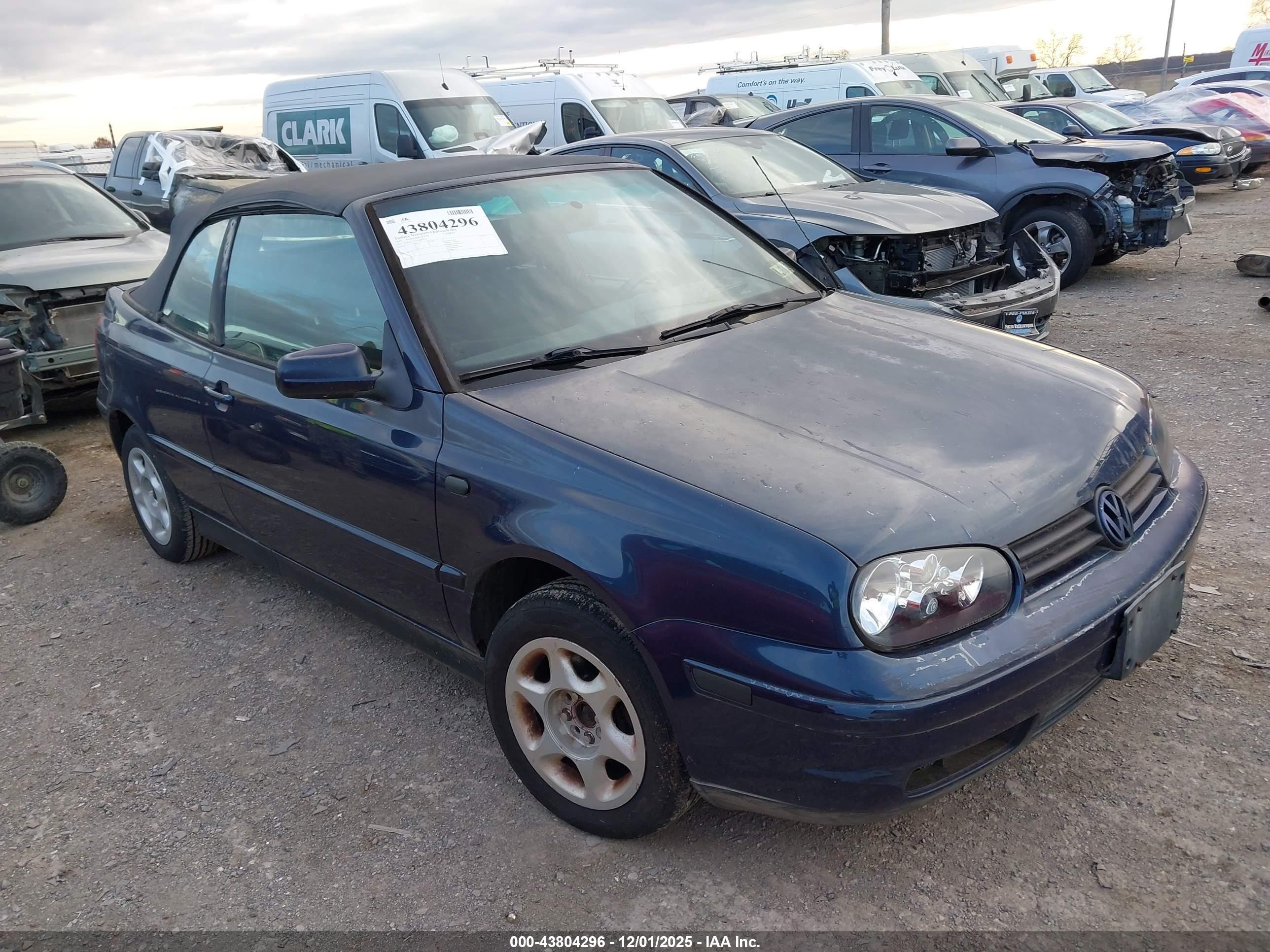 3VWCC21V01M803610