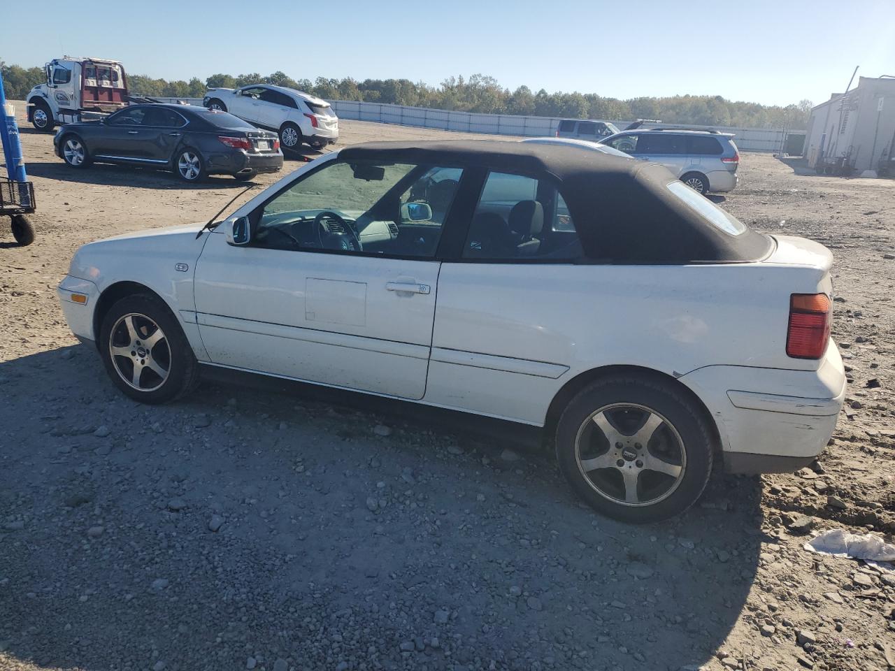 2002 Volkswagen Cabrio Gls White vin: 3VWCC21V62M806822