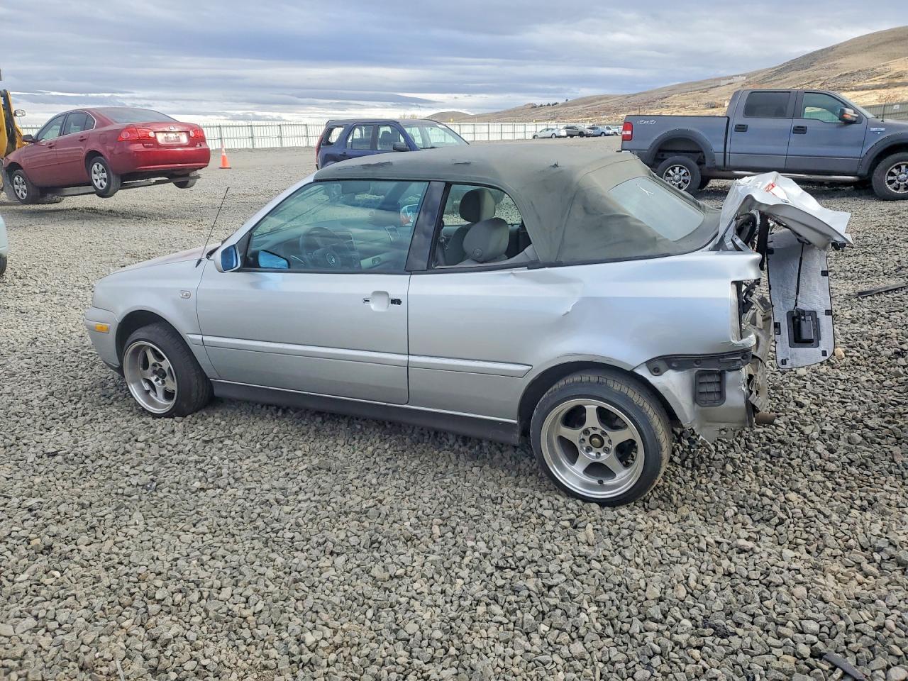 2002 Volkswagen Cabrio Gls Gray vin: 3VWCC21V62M810031