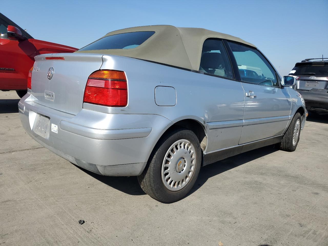 2002 Volkswagen Cabrio Gls Silver vin: 3VWCC21VX2M806998