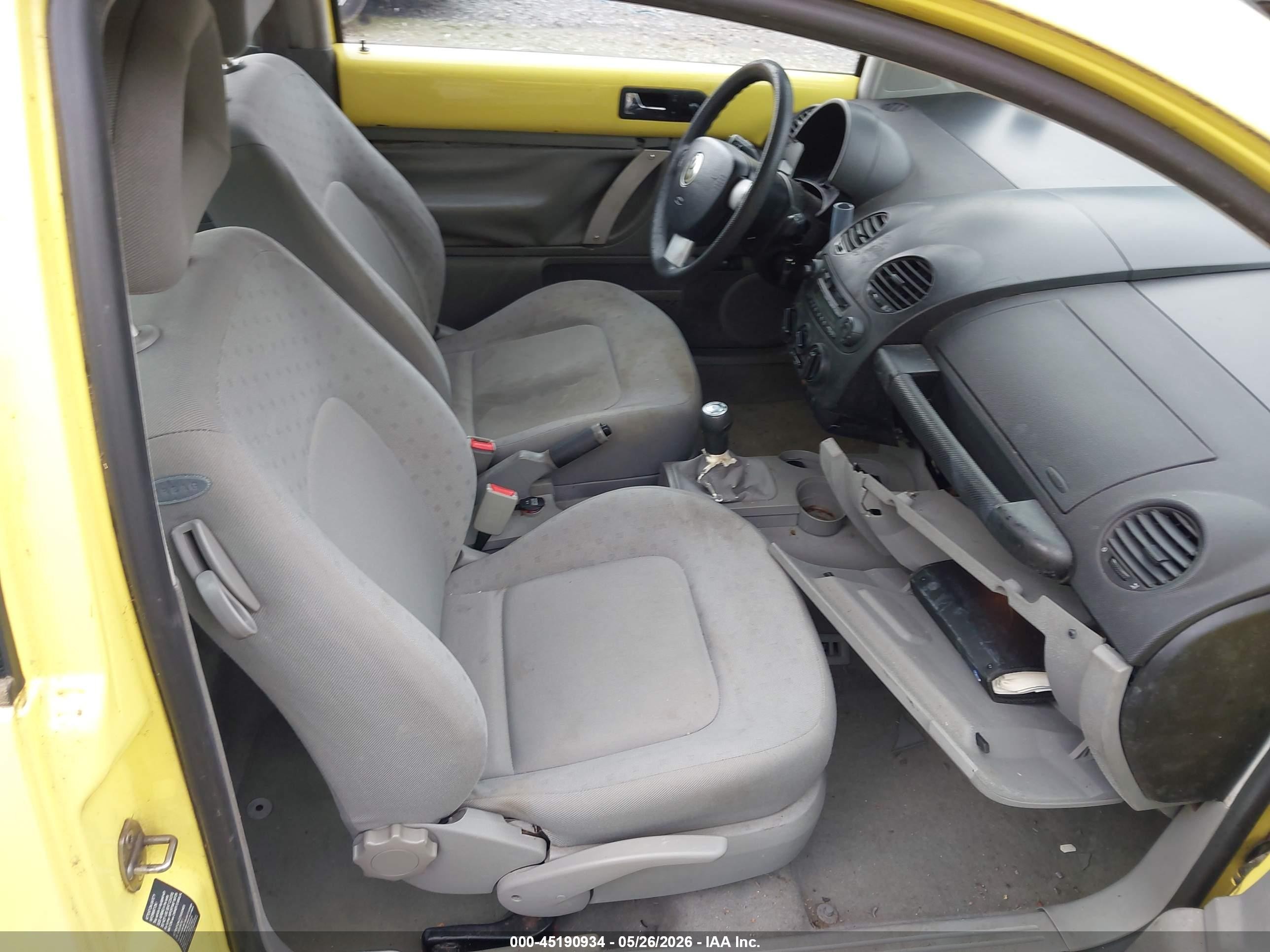 2000 Volkswagen New Beetle Gls 1.8l Turbo Yellow vin: 3VWCD21C1YM464880
