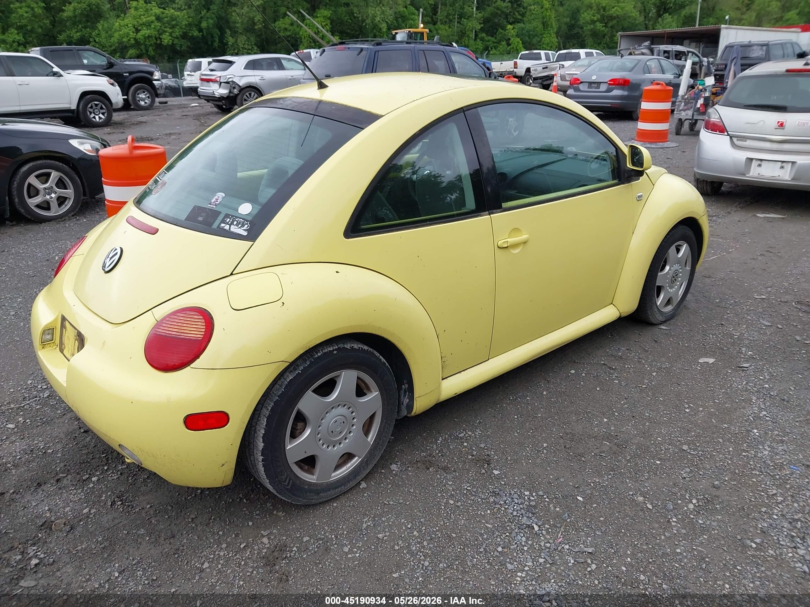 2000 Volkswagen New Beetle Gls 1.8l Turbo Yellow vin: 3VWCD21C1YM464880