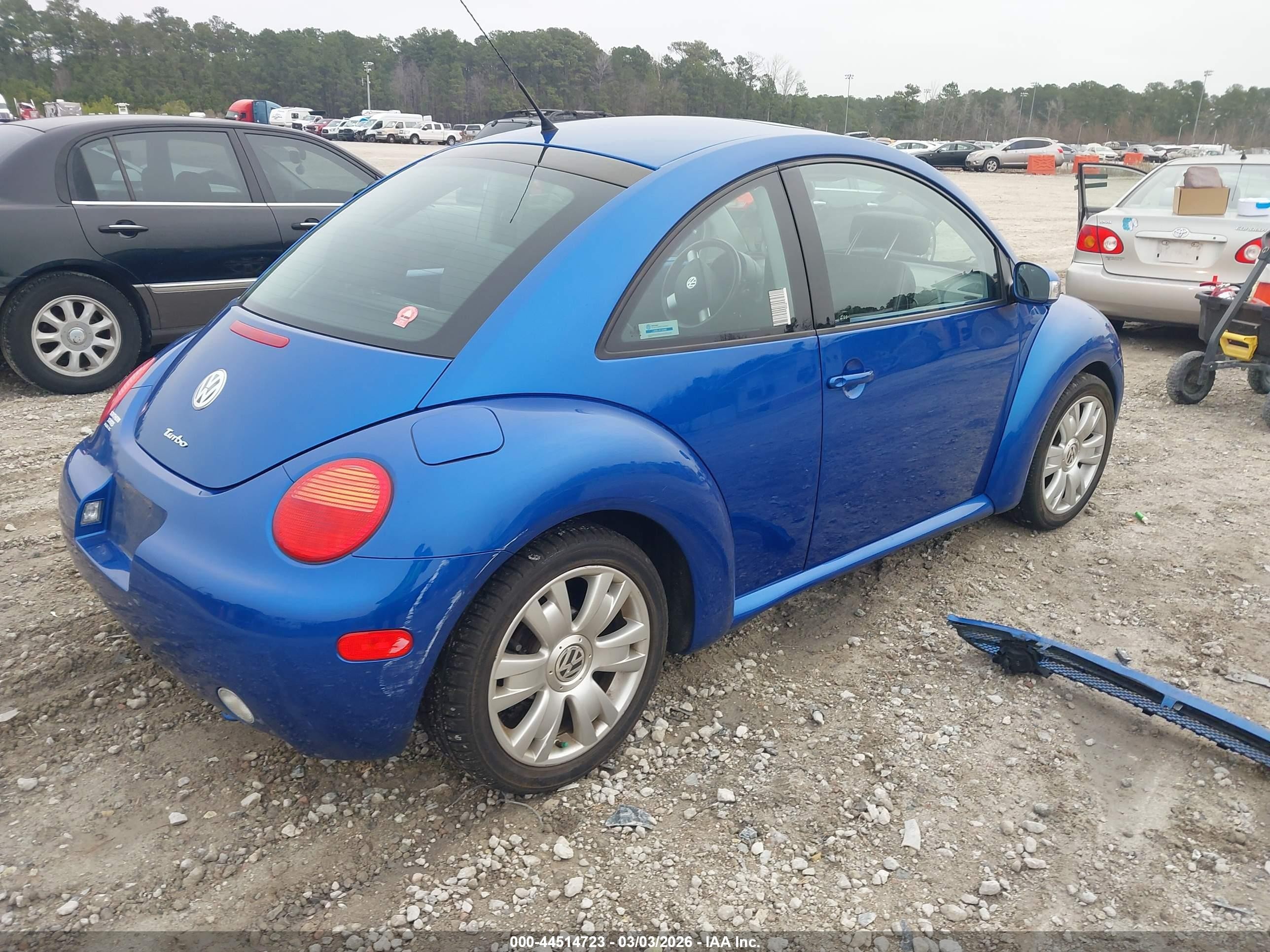2003 Volkswagen New Beetle Gls 1.8t Blue vin: 3VWCD21C33M440587