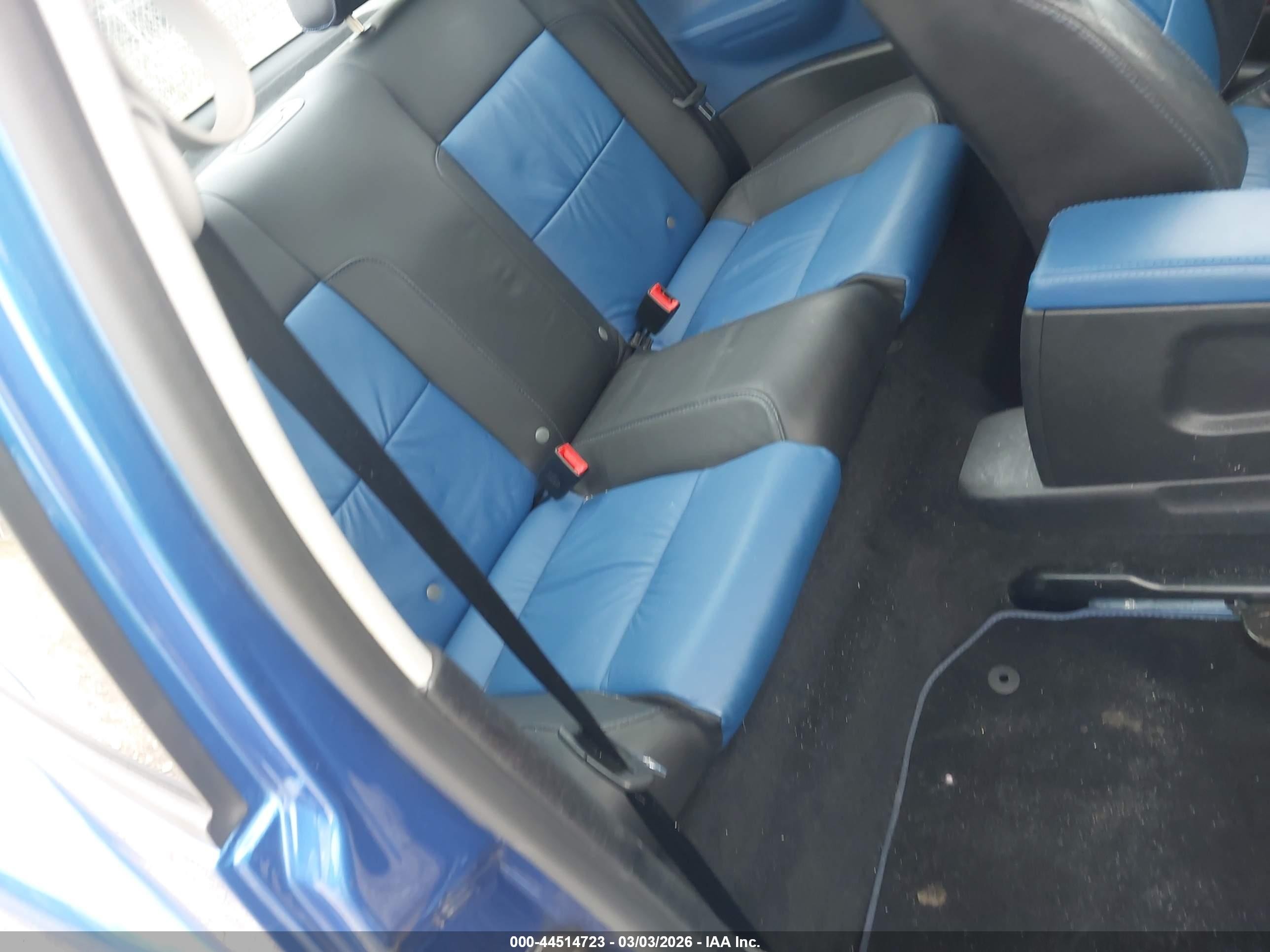 2003 Volkswagen New Beetle Gls 1.8t Blue vin: 3VWCD21C33M440587