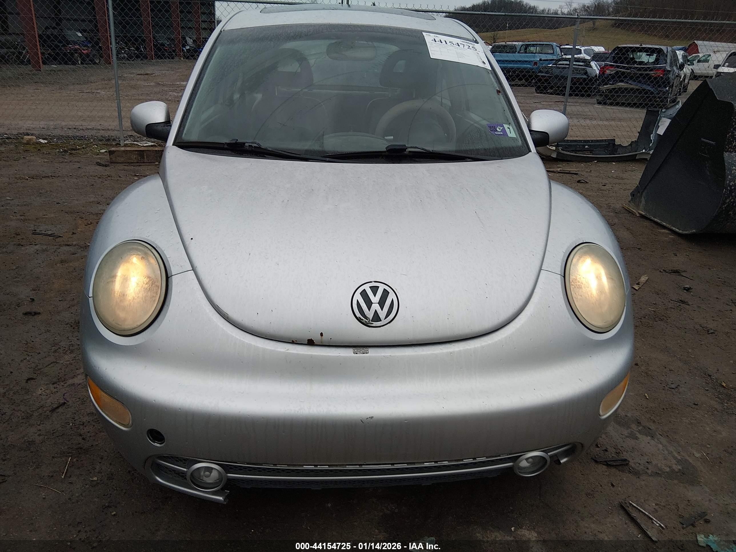 2001 Volkswagen New Beetle Gls 1.8l Turbo Silver vin: 3VWCD21C41M409040