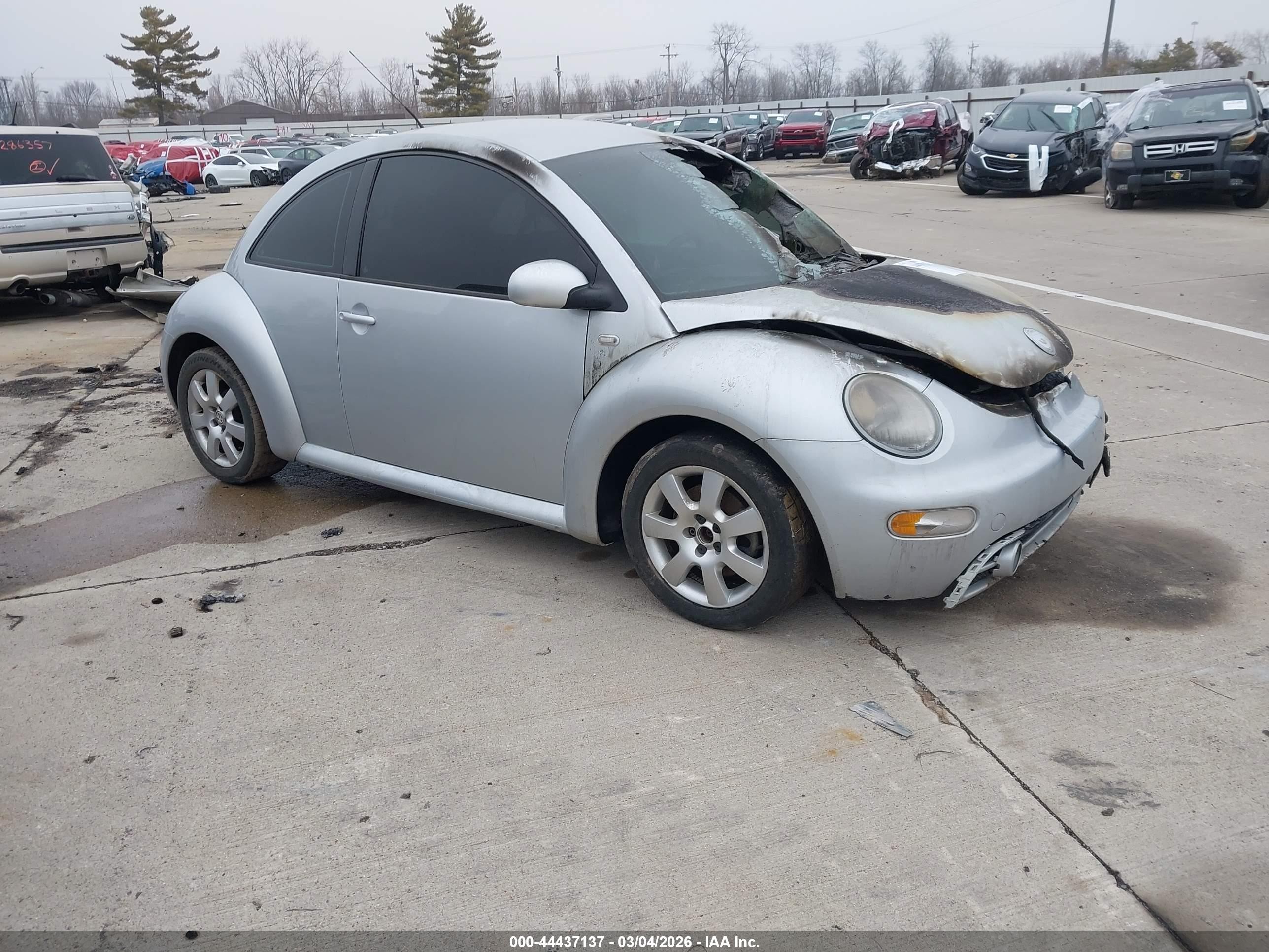 3VWCD21C52M456885