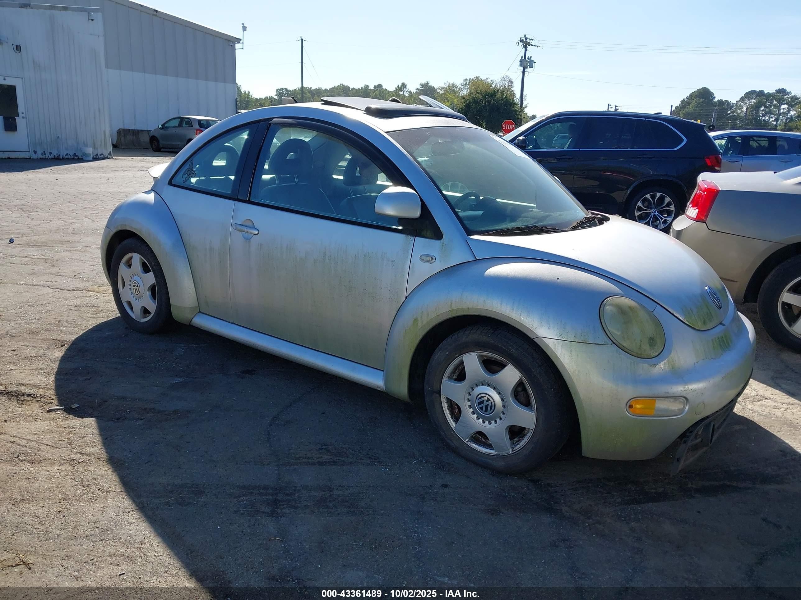 3VWCD21CXYM464022