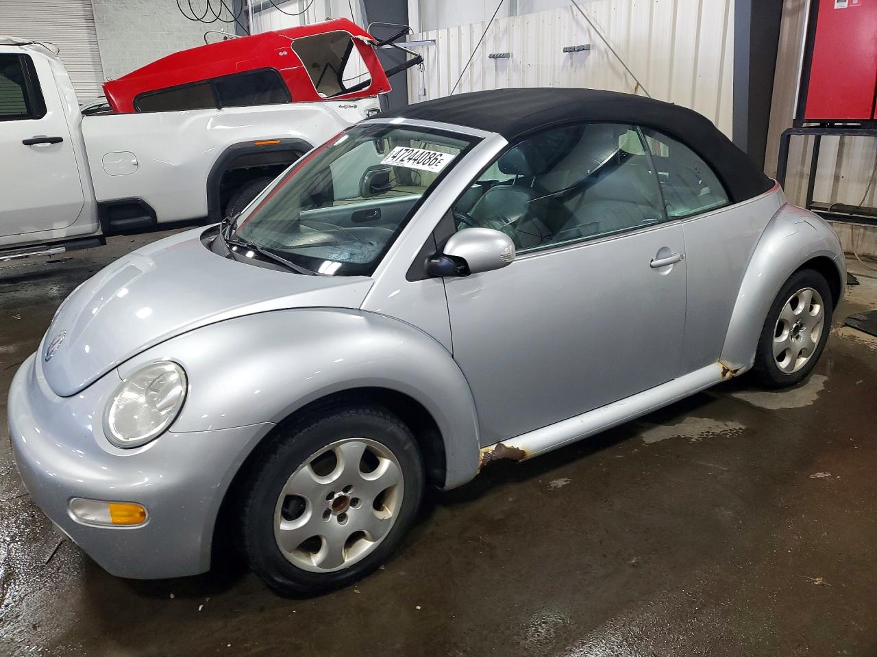 3VWCD21Y83M325656