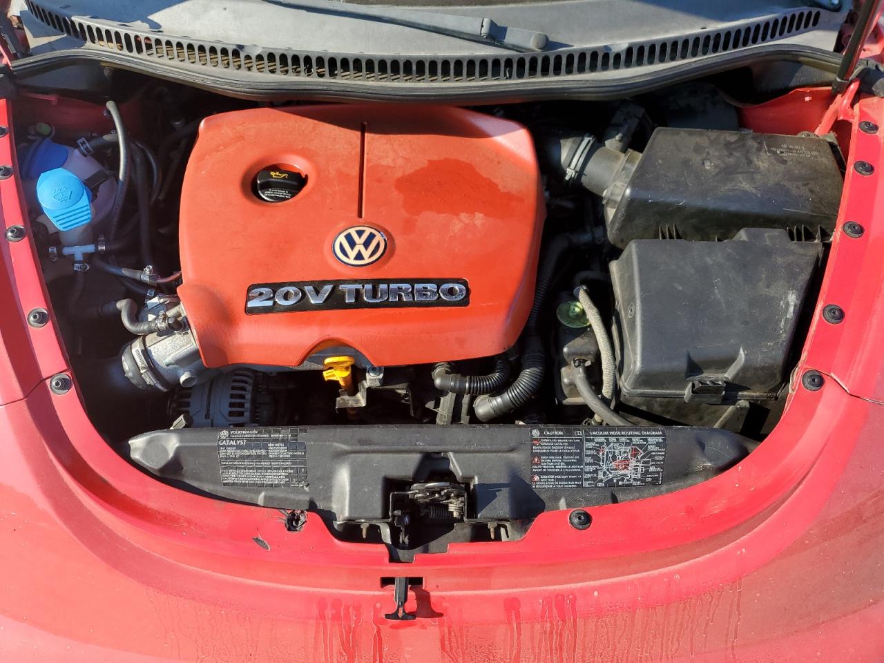 2004 Volkswagen New Beetle Gls Red vin: 3VWCD21YX4M302087