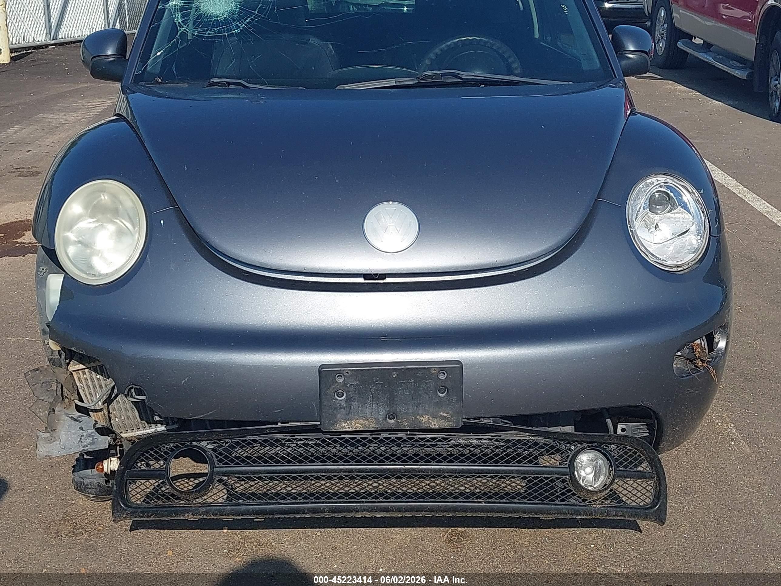 2005 Volkswagen New Beetle Gls 1.8t Gray vin: 3VWCD31C25M417178