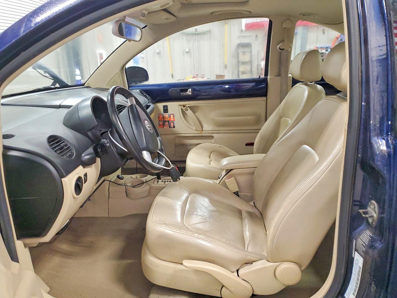 2004 Volkswagen New Beetle Gls Blue vin: 3VWCD31C74M406238