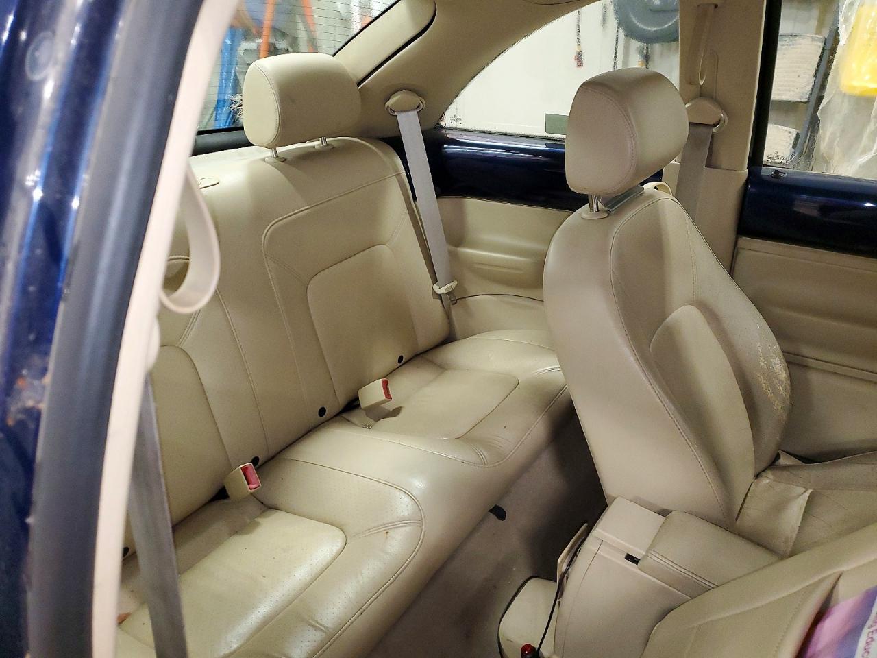 2004 Volkswagen New Beetle Gls Blue vin: 3VWCD31C74M406238