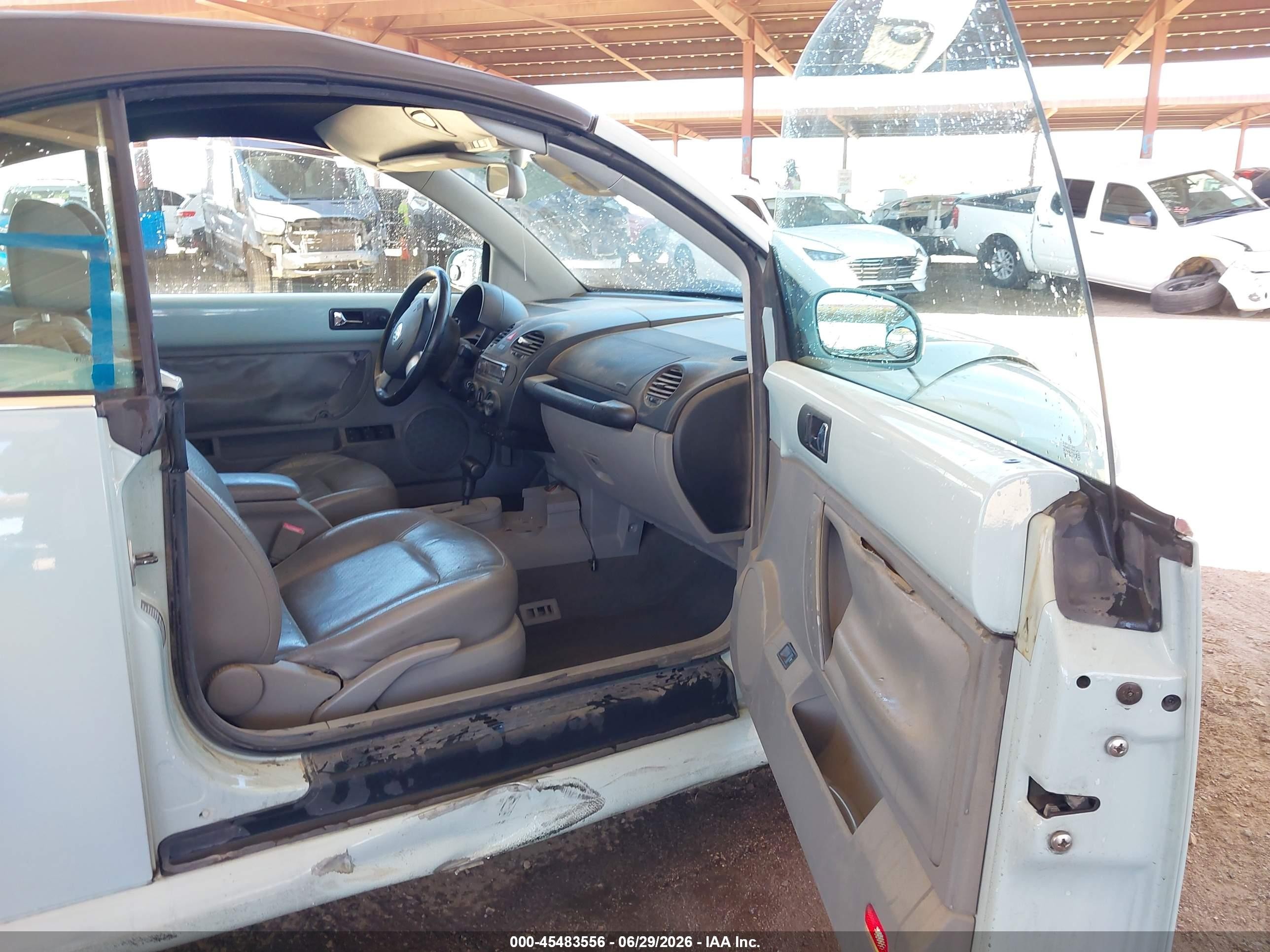 2005 Volkswagen New Beetle Gls 1.8t Light Blue vin: 3VWCD31Y35M356919