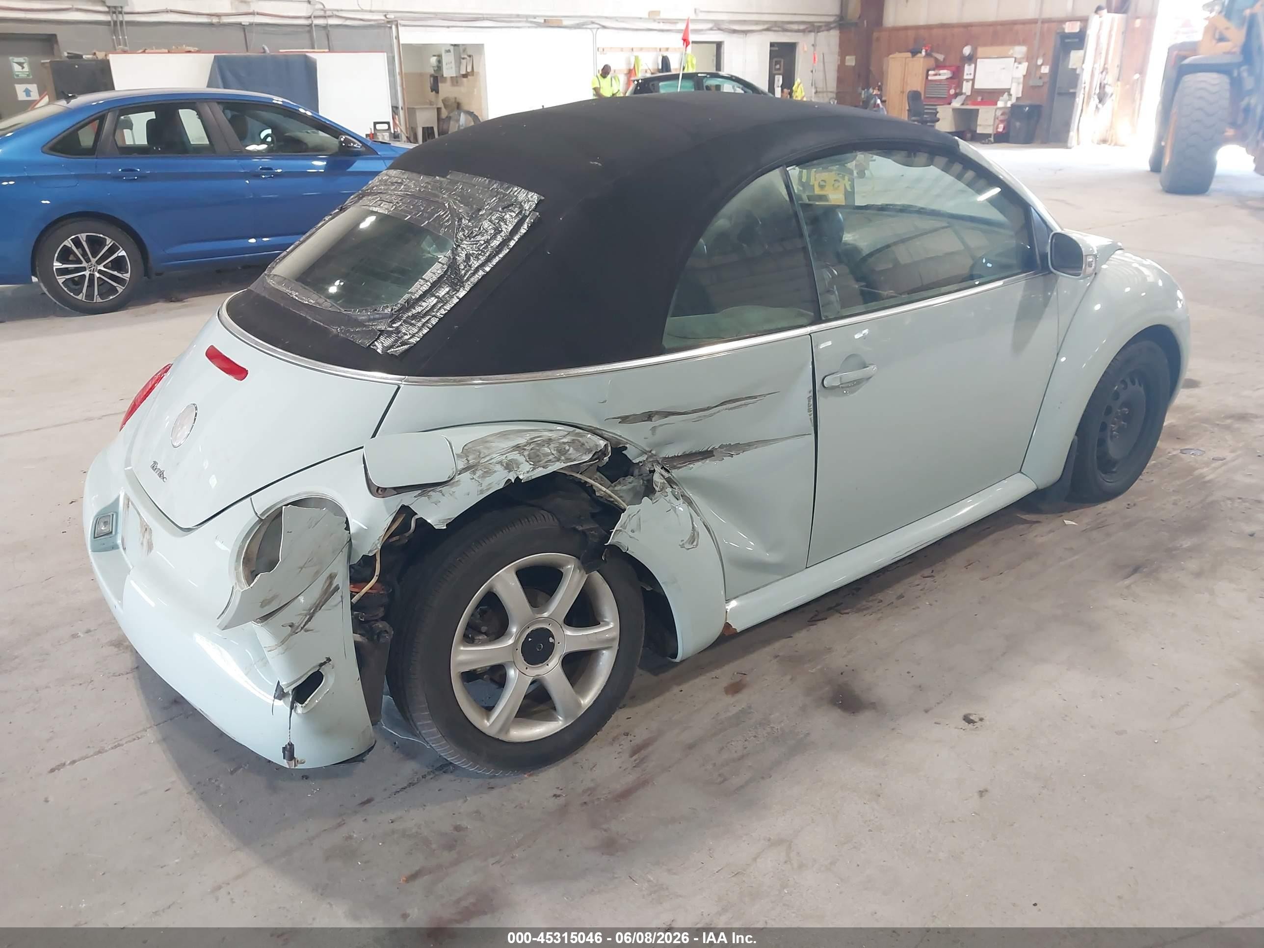 2004 Volkswagen New Beetle Gls 1.8t Light Blue vin: 3VWCD31Y64M333004