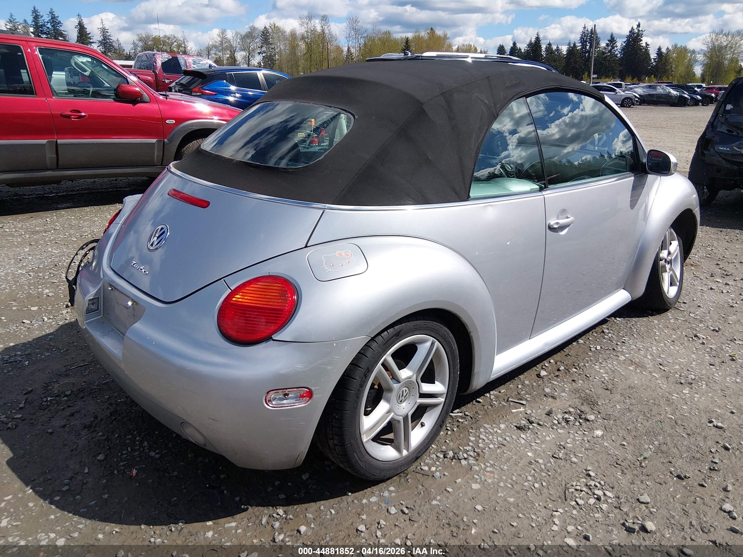 2004 Volkswagen New Beetle Gls 1.8t Silver vin: 3VWCD31Y94M310638