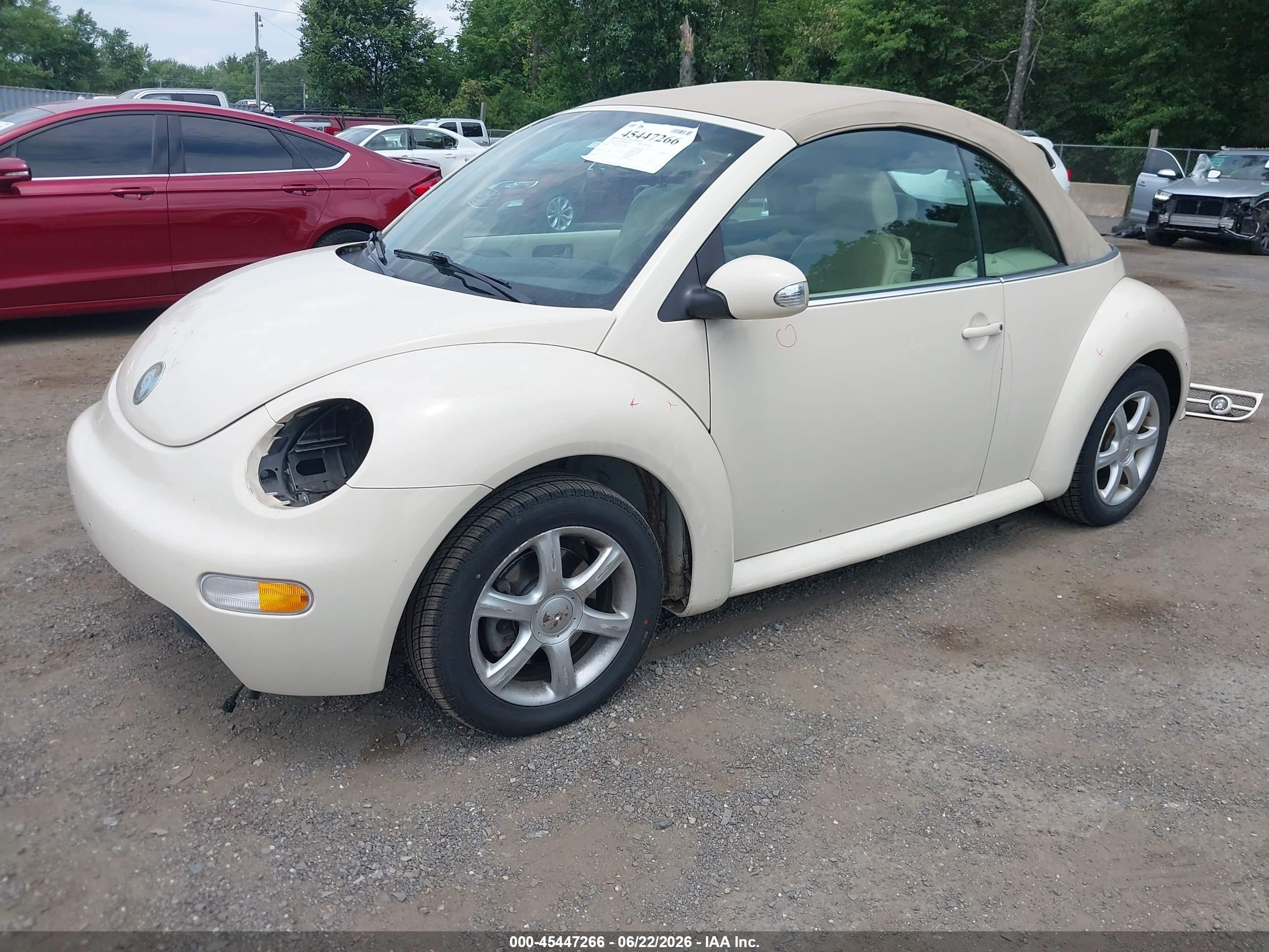2005 Volkswagen New Beetle Gls 1.8t Beige vin: 3VWCD31YX5M314246