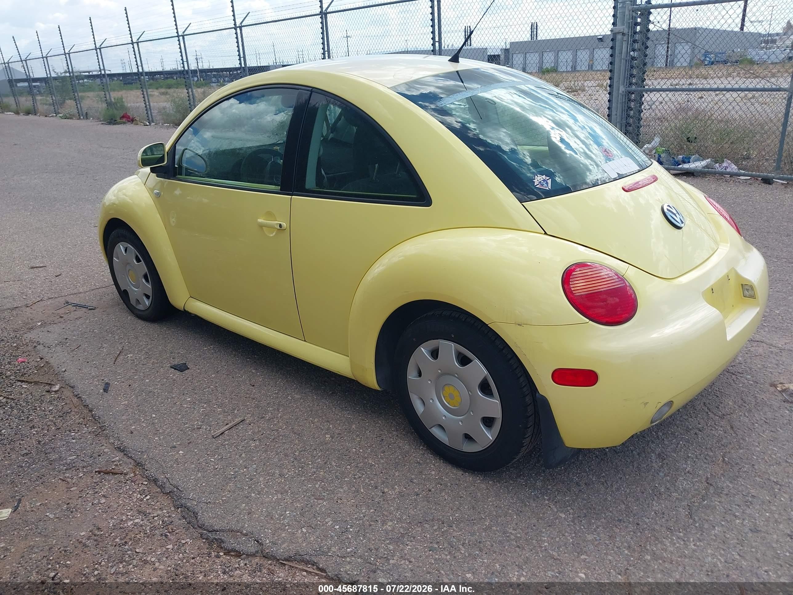 2000 Volkswagen New Beetle Gls Tdi Yellow vin: 3VWCF21C2YM432076