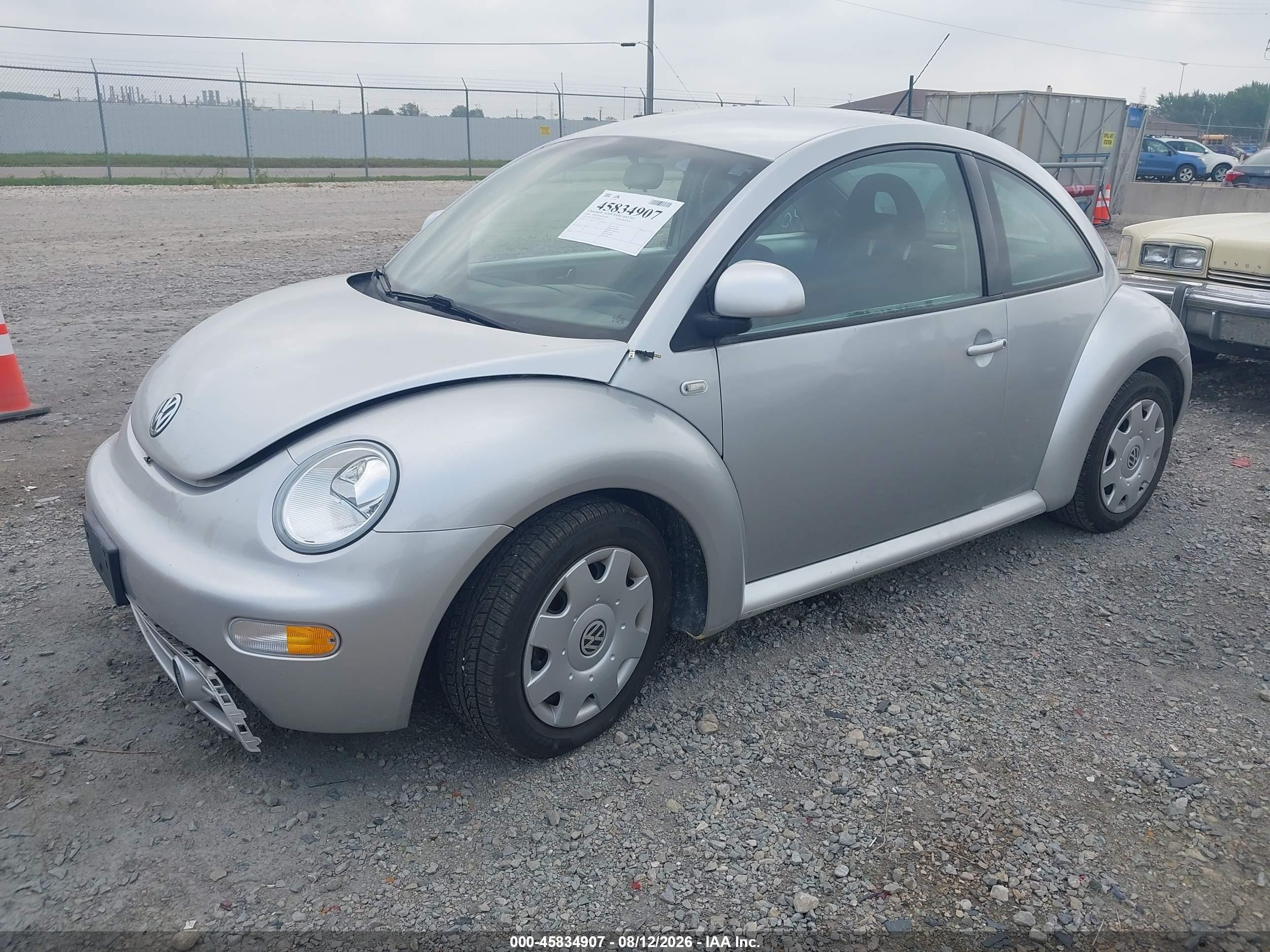 2000 Volkswagen New Beetle Gls Tdi Silver vin: 3VWCF21C6YM456333