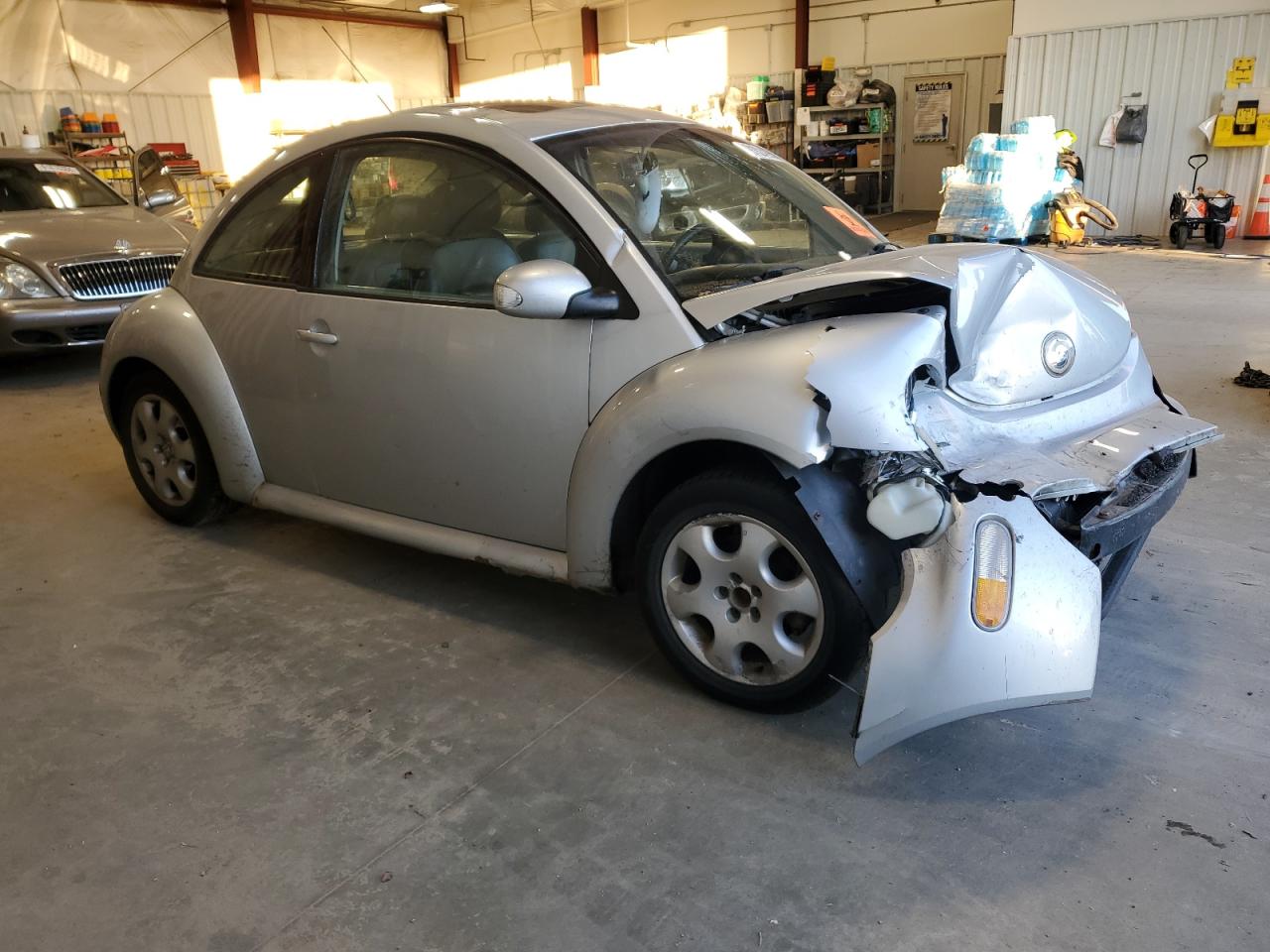 2003 Volkswagen New Beetle Gls Серебряный vin: 3VWCK21C03M444490