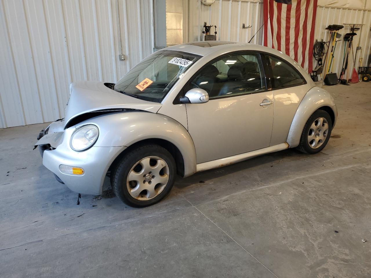 2003 Volkswagen New Beetle Gls Серебряный vin: 3VWCK21C03M444490