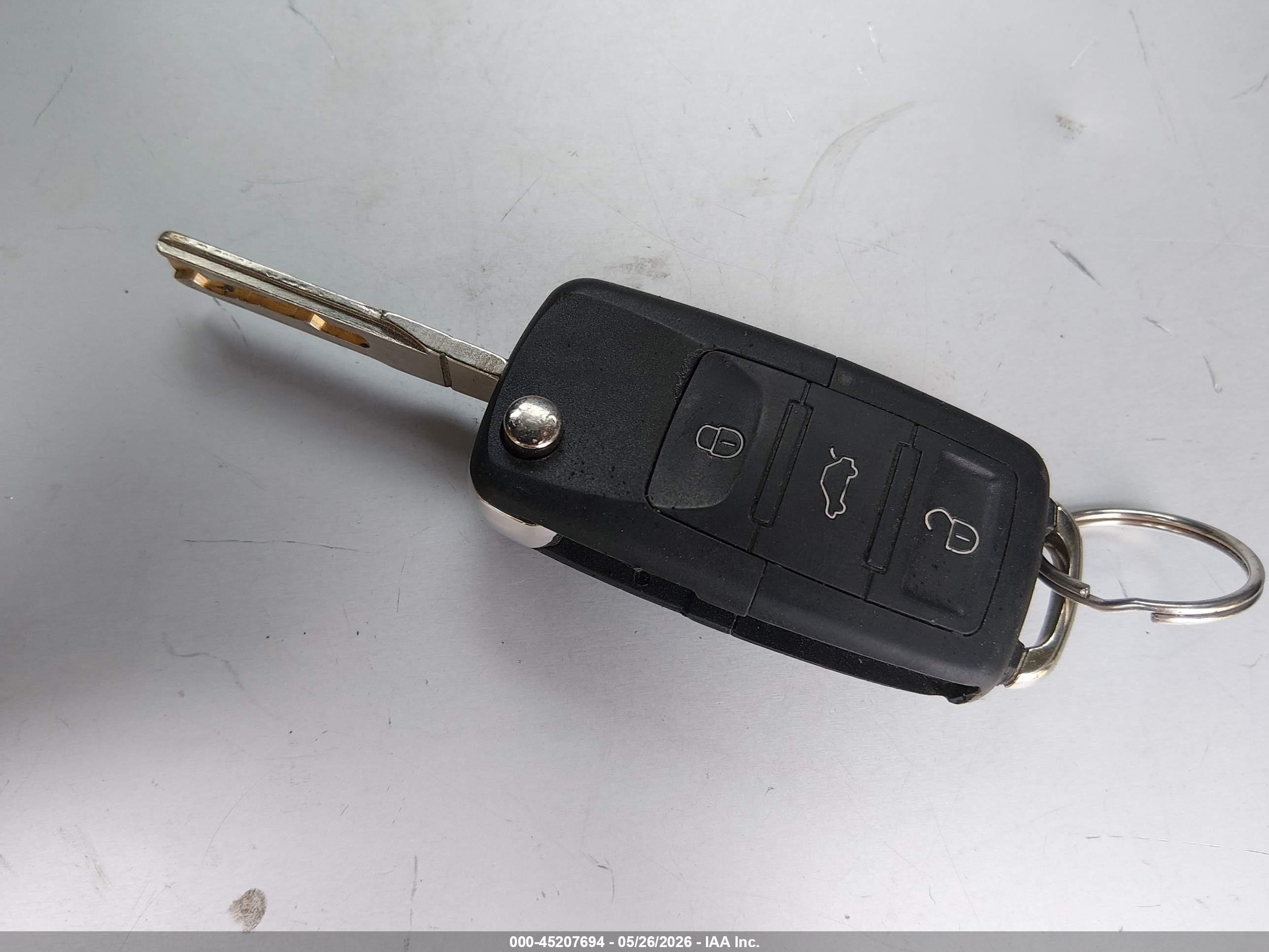 2001 Volkswagen New Beetle Gls Желтый vin: 3VWCK21C61M458276