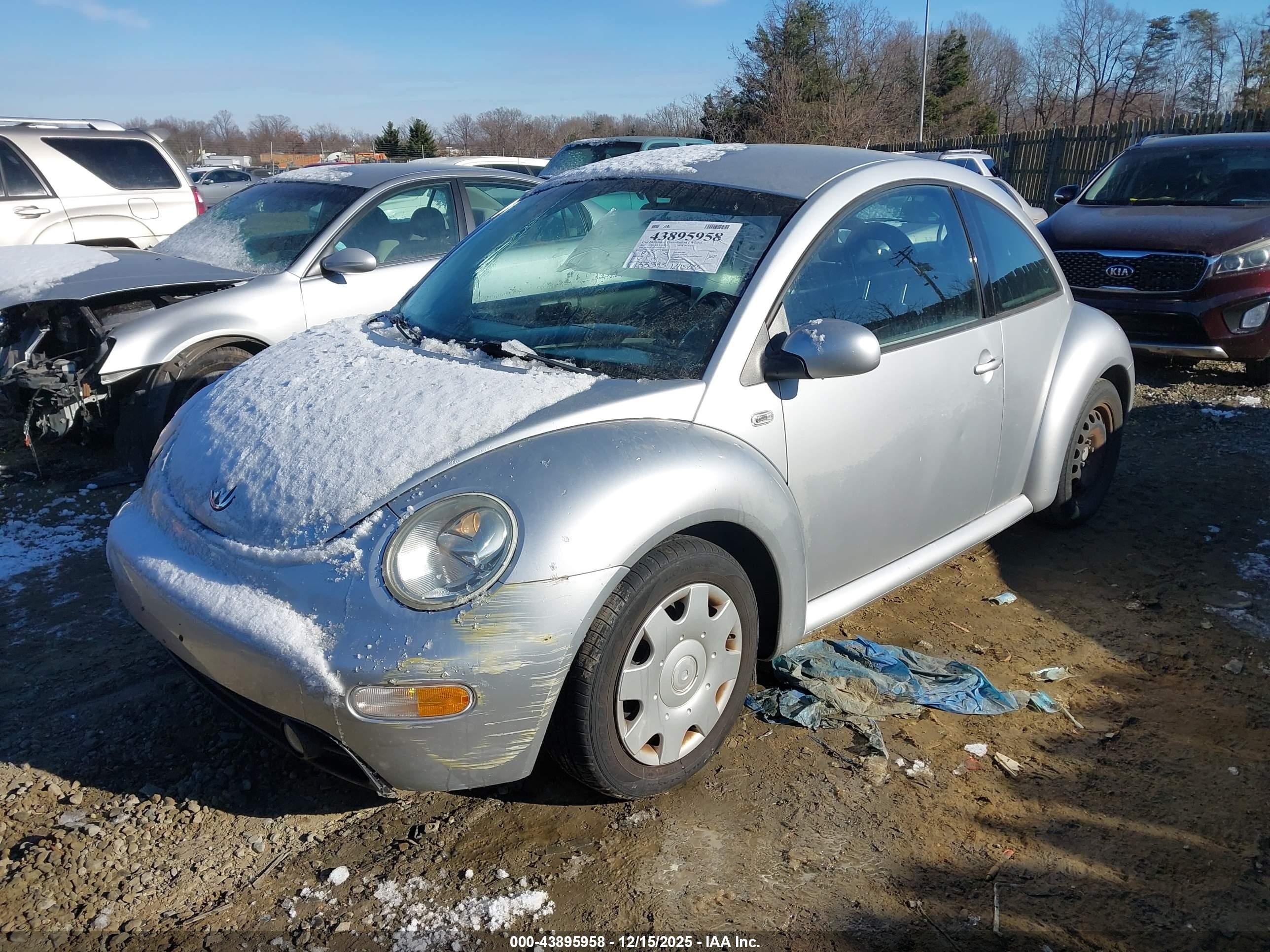 2001 Volkswagen New Beetle Gls Silver vin: 3VWCK21C71M445472