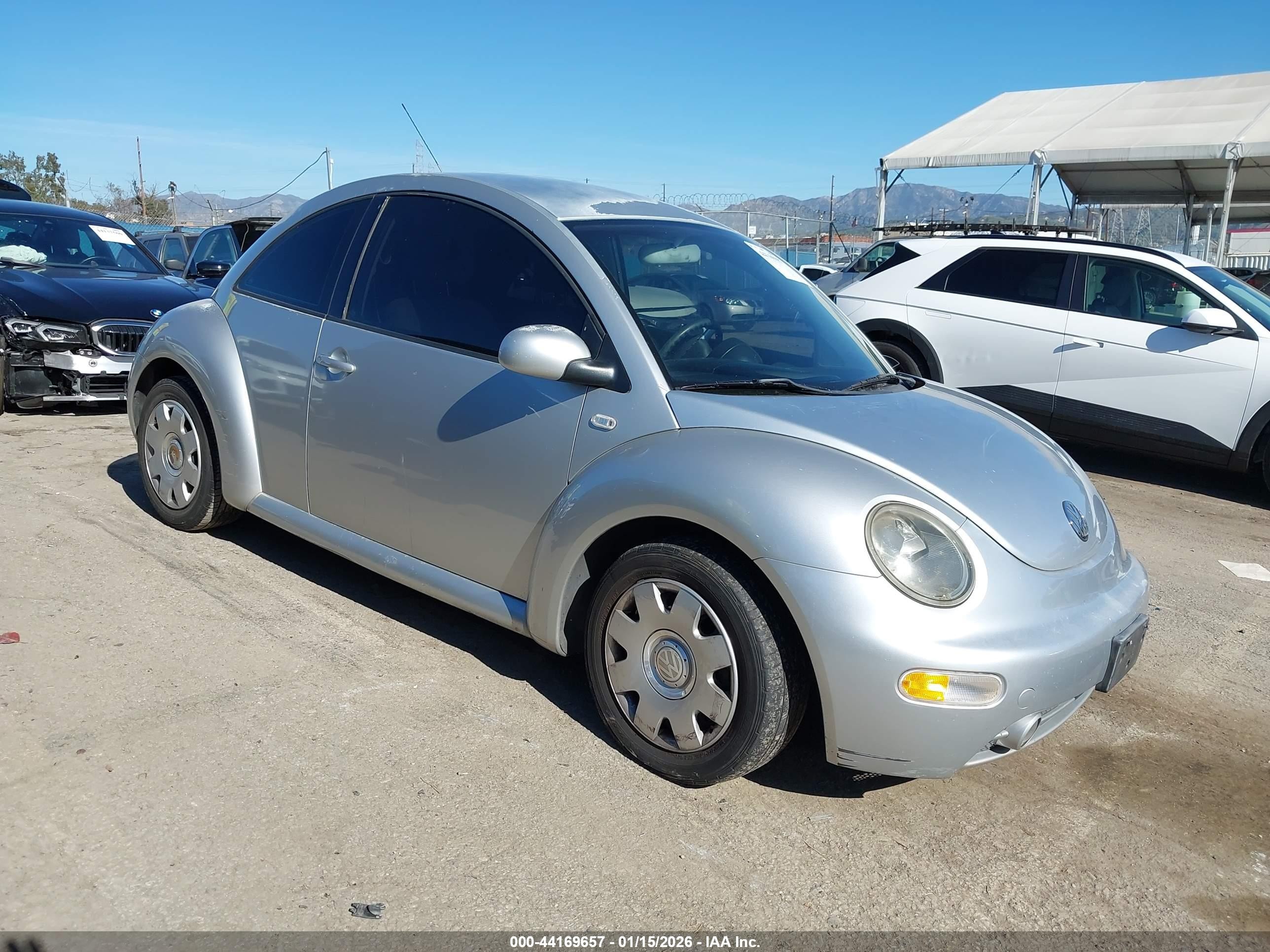 3VWCK21C82M416001