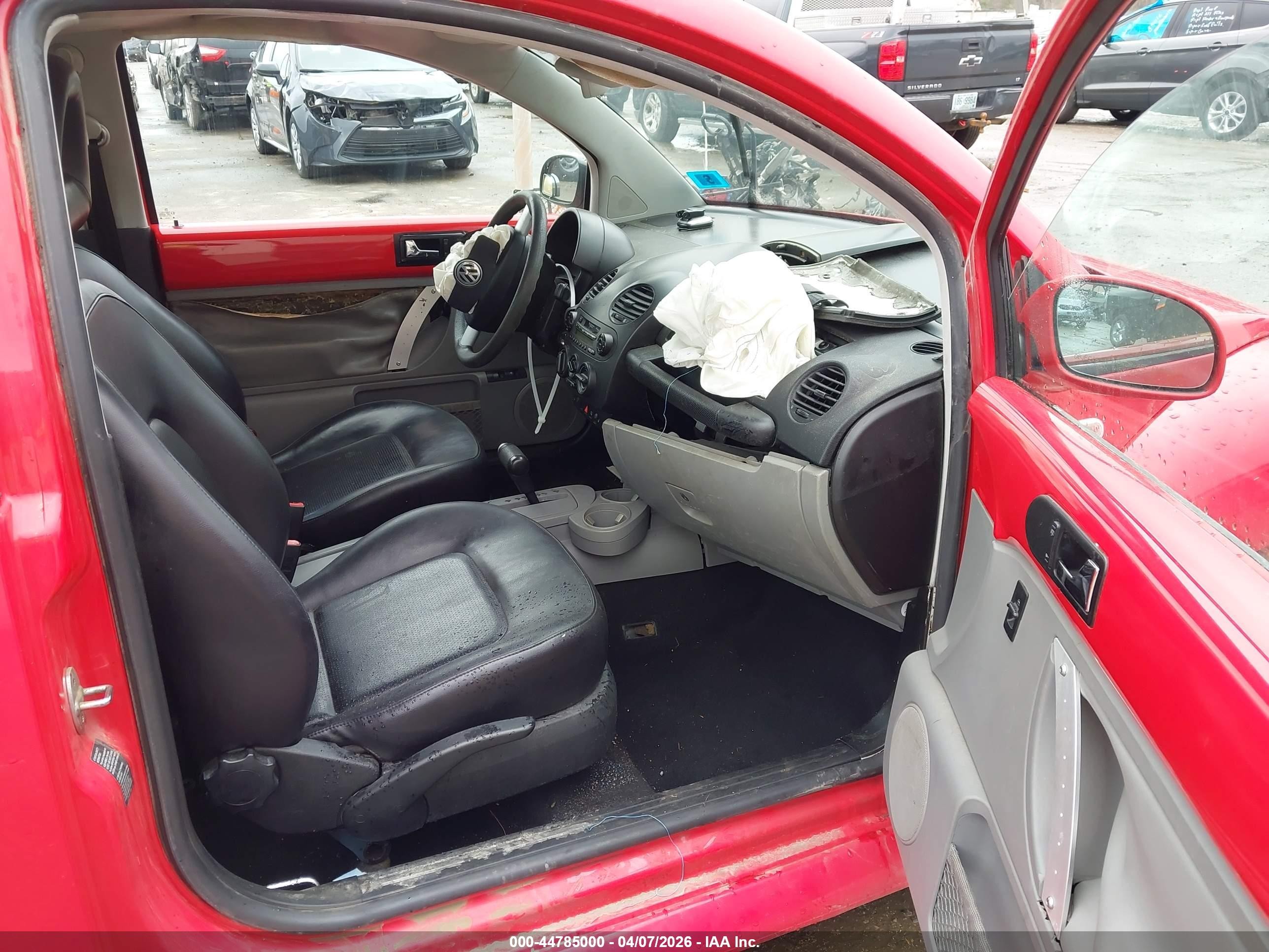 2002 Volkswagen New Beetle Gls Red vin: 3VWCK21C92M413365