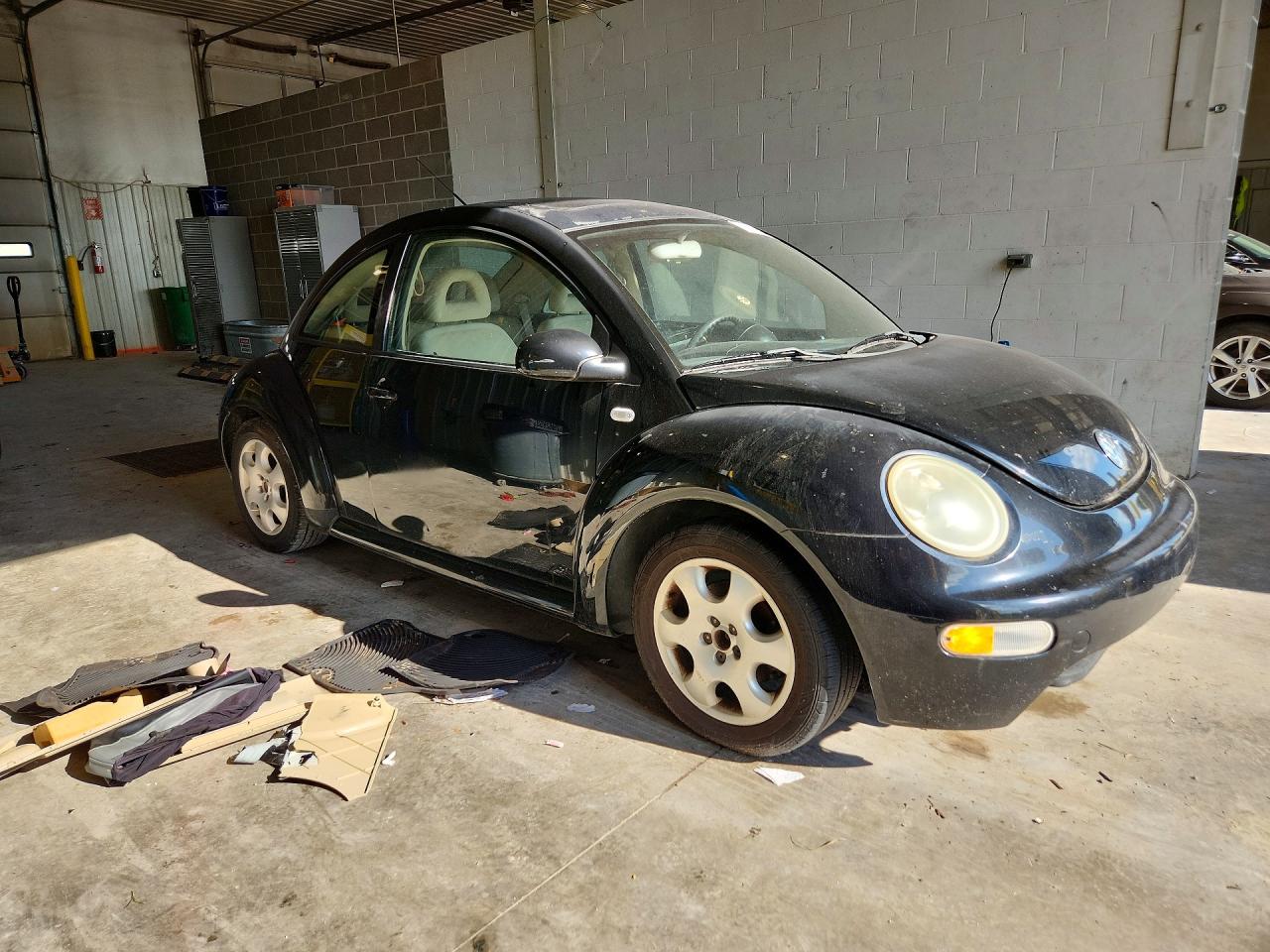 2002 Volkswagen New Beetle Gls Black vin: 3VWCK21C92M441103