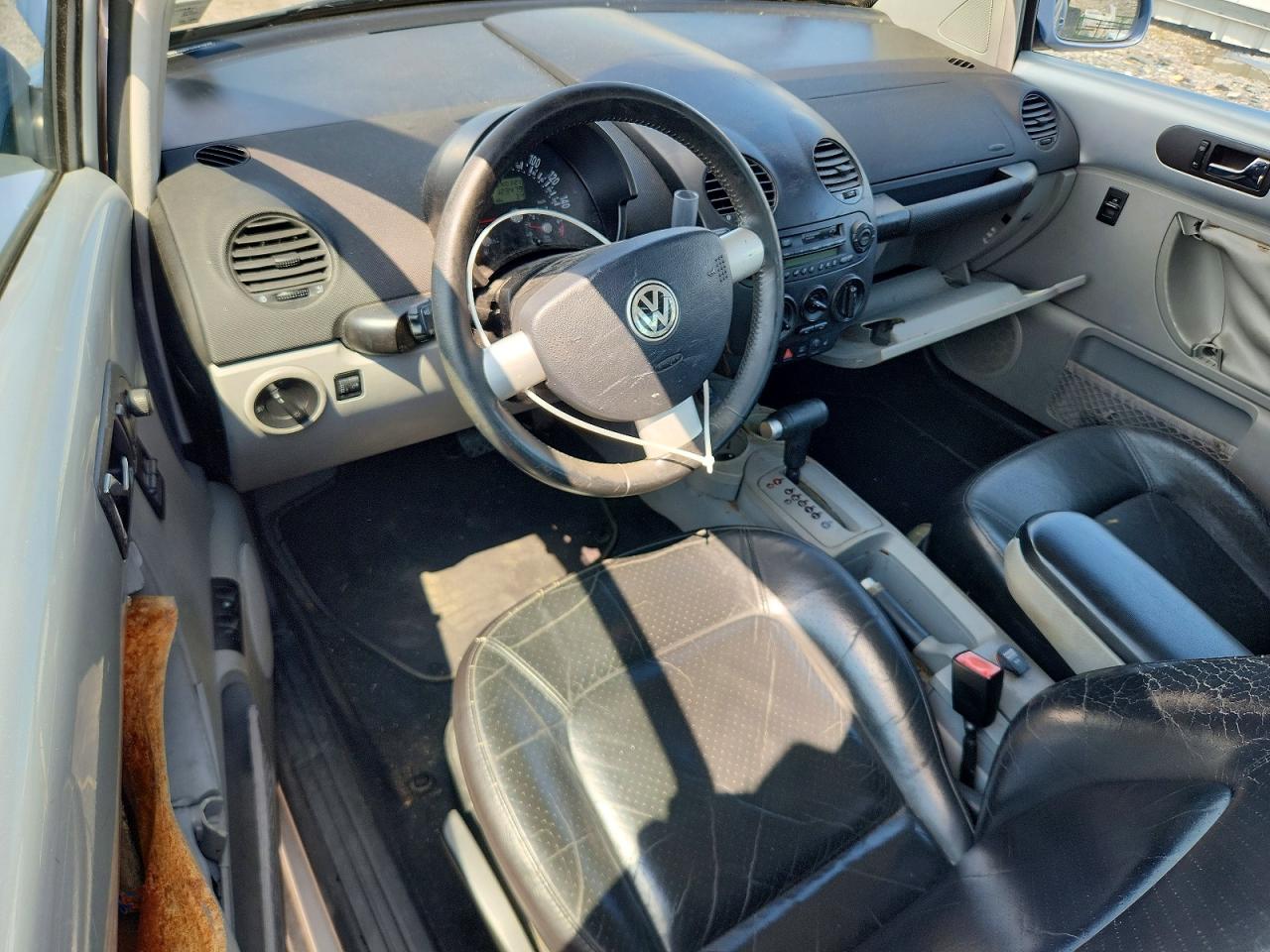 2002 Volkswagen New Beetle Gls Blue vin: 3VWCK21CX2M455561