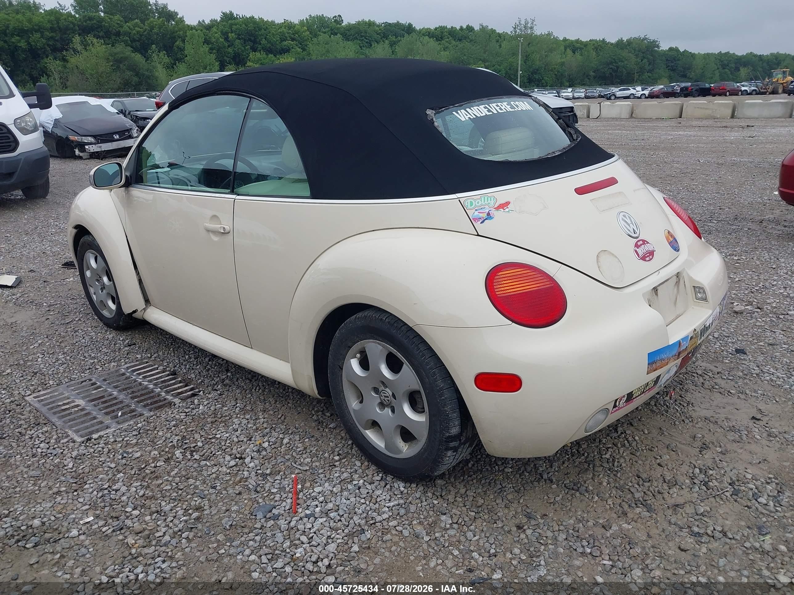 2003 Volkswagen New Beetle Gls Cream vin: 3VWCK21Y23M313587
