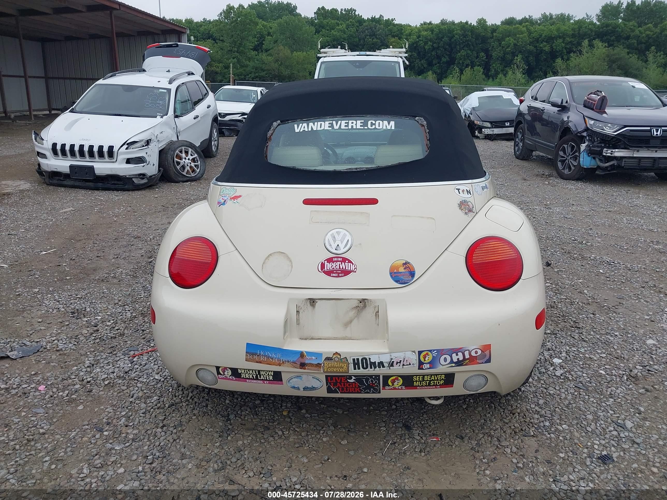 2003 Volkswagen New Beetle Gls Cream vin: 3VWCK21Y23M313587