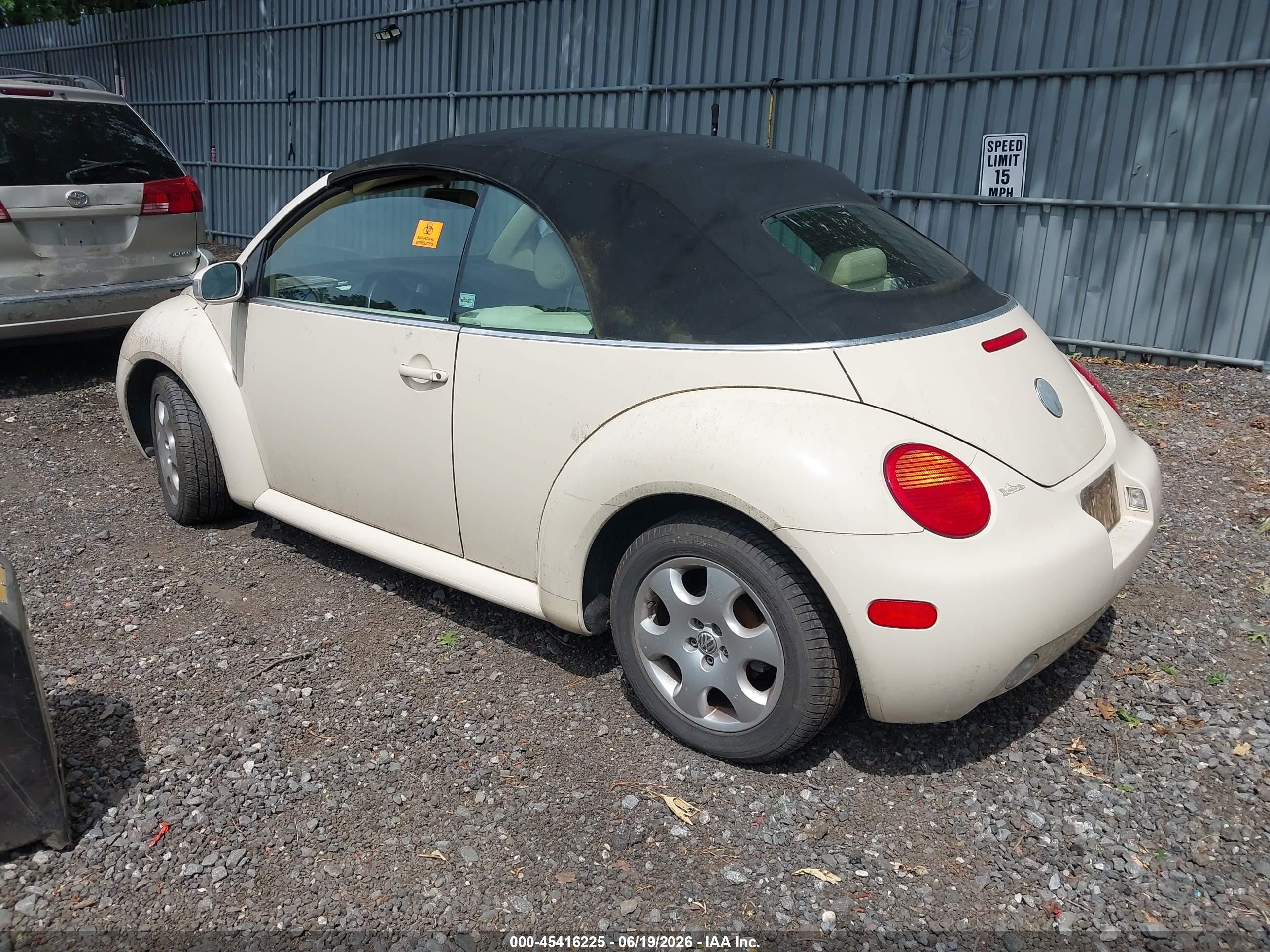 2003 Volkswagen New Beetle Gls Cream vin: 3VWCK21Y23M313721