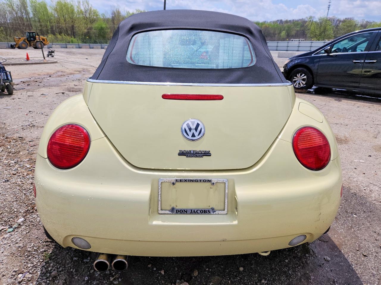 2003 Volkswagen New Beetle Gls Бежевый vin: 3VWCK21Y63M313379
