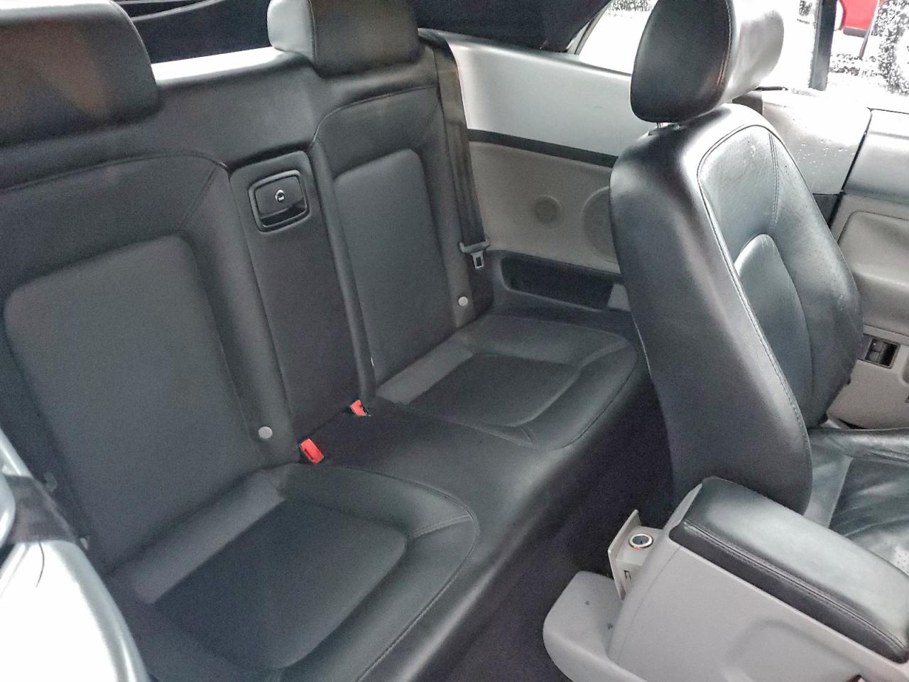 2003 Volkswagen New Beetle Gls Black vin: 3VWCK21Y63M320378