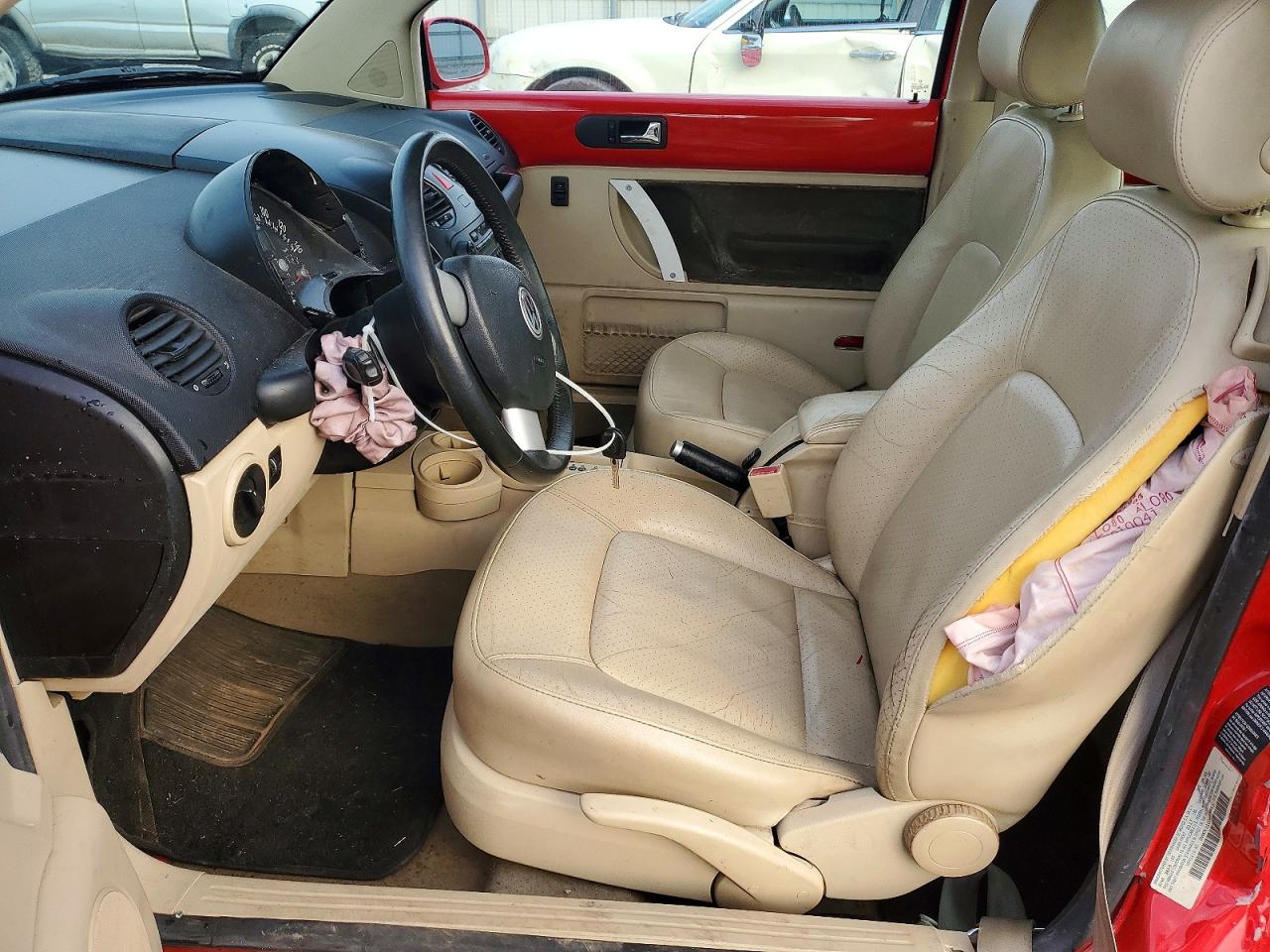 2004 Volkswagen New Beetle Gls Red vin: 3VWCK31C04M406653