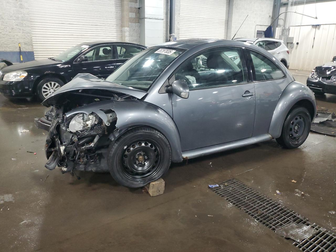 2004 Volkswagen New Beetle Gls Gray vin: 3VWCK31C04M417314
