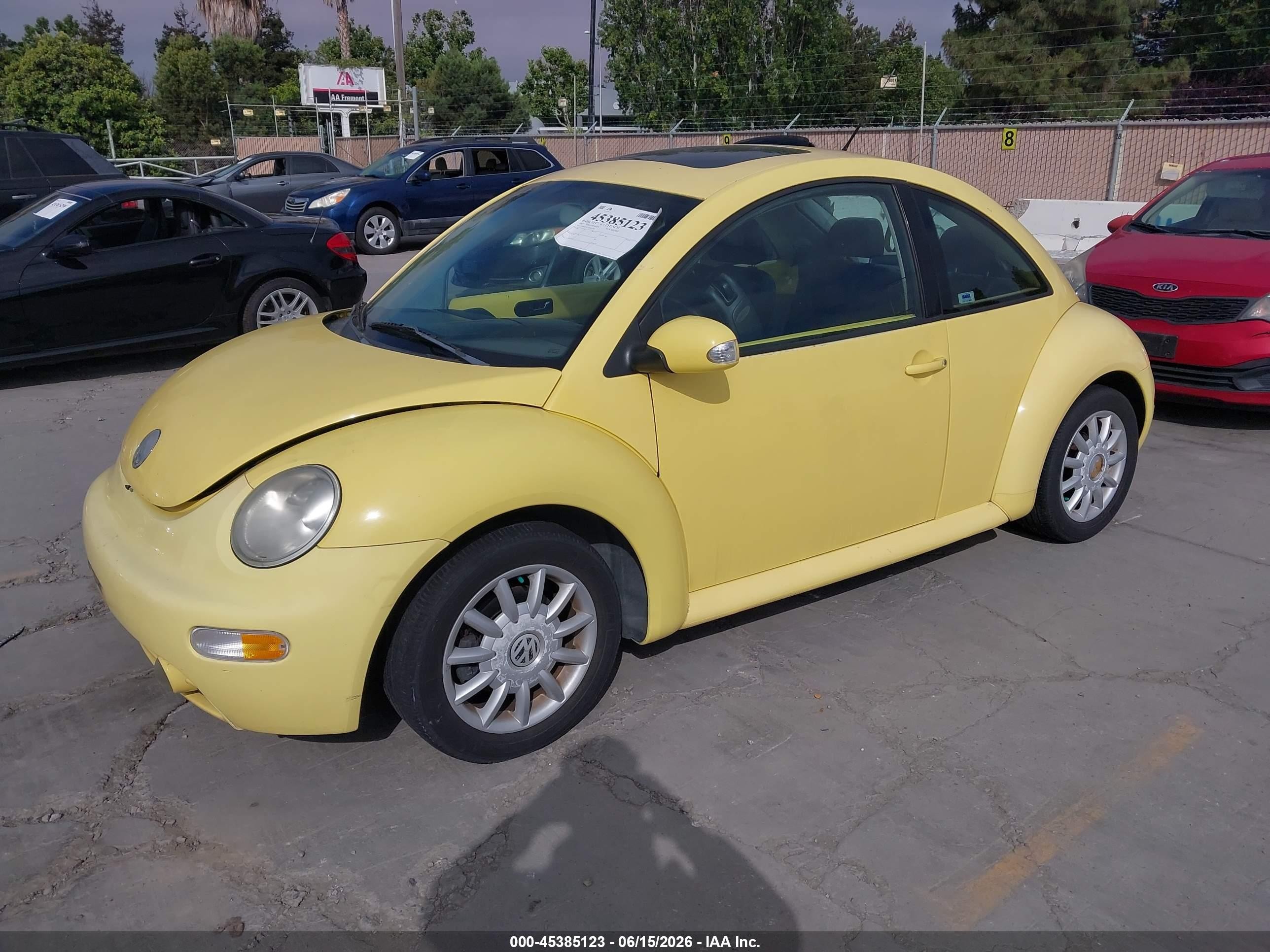 2005 Volkswagen New Beetle Gls Yellow vin: 3VWCK31C45M417429