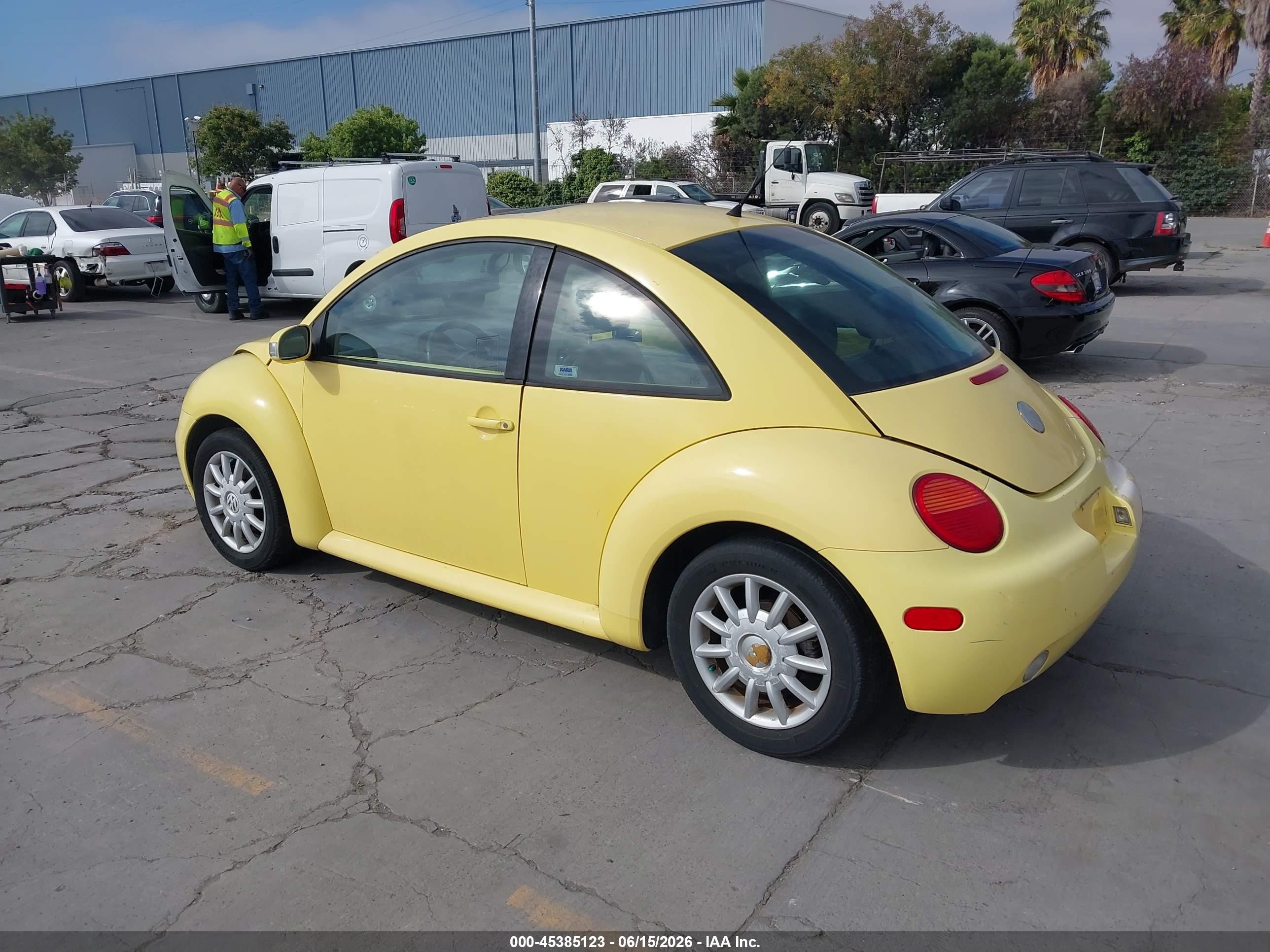 2005 Volkswagen New Beetle Gls Yellow vin: 3VWCK31C45M417429